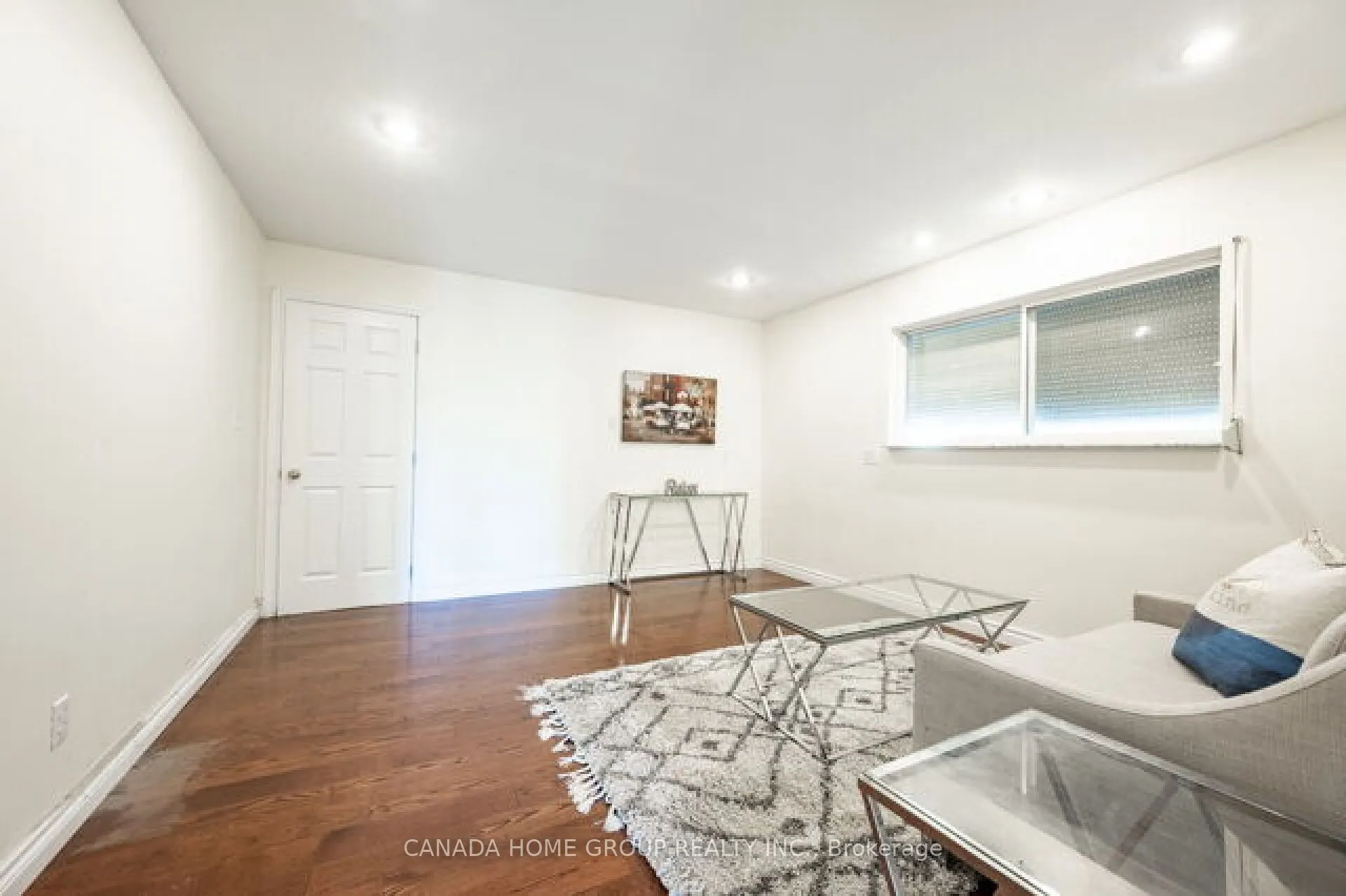 37 Bartlett Avenue