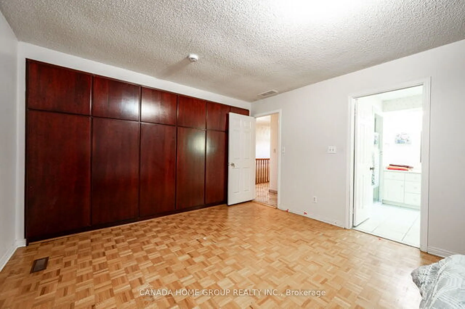 37 Bartlett Avenue