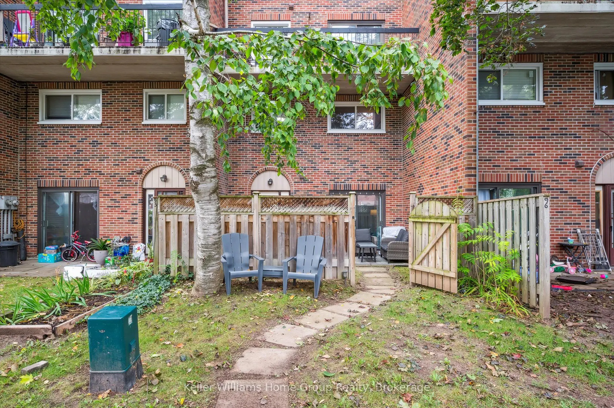 49 Rhonda Road, #95