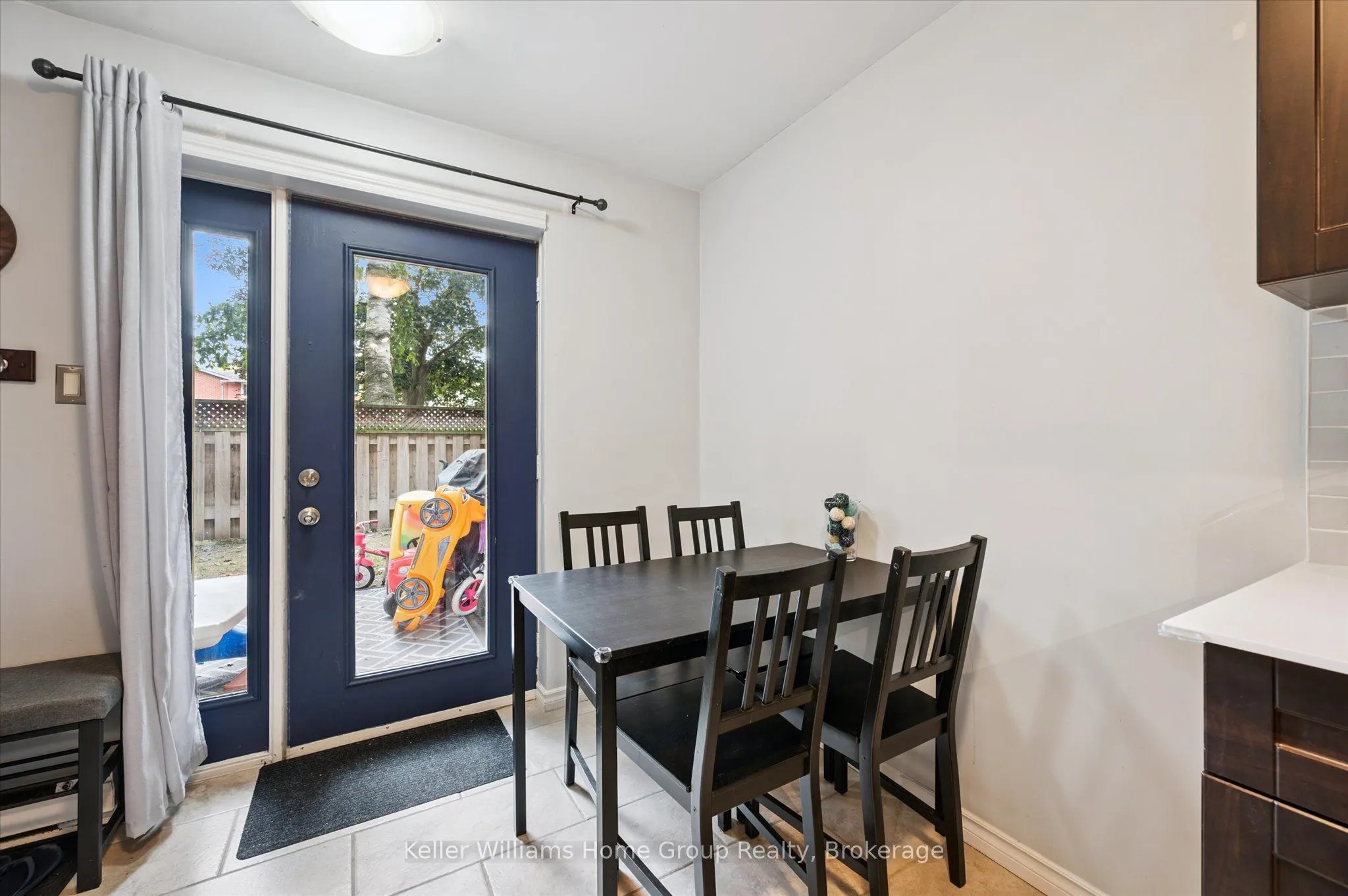 49 Rhonda Road, #95
