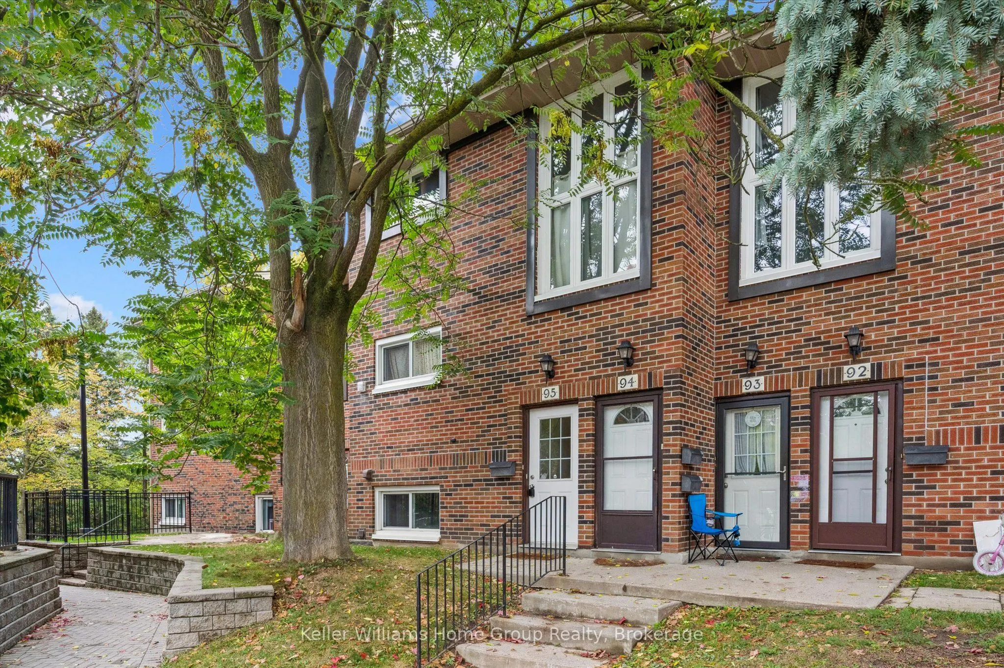 49 Rhonda Road, #95