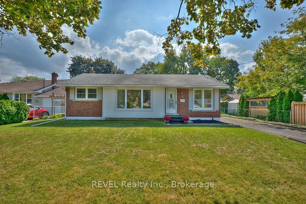 8 Harbour Road