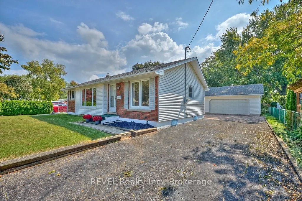 8 Harbour Road