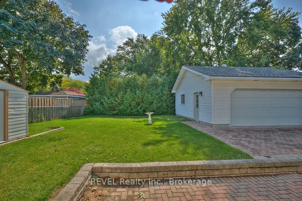 8 Harbour Road