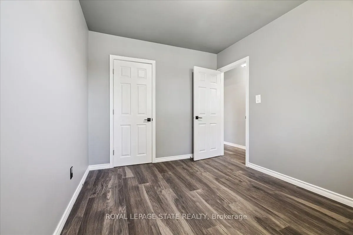 15 Purdy Crescent