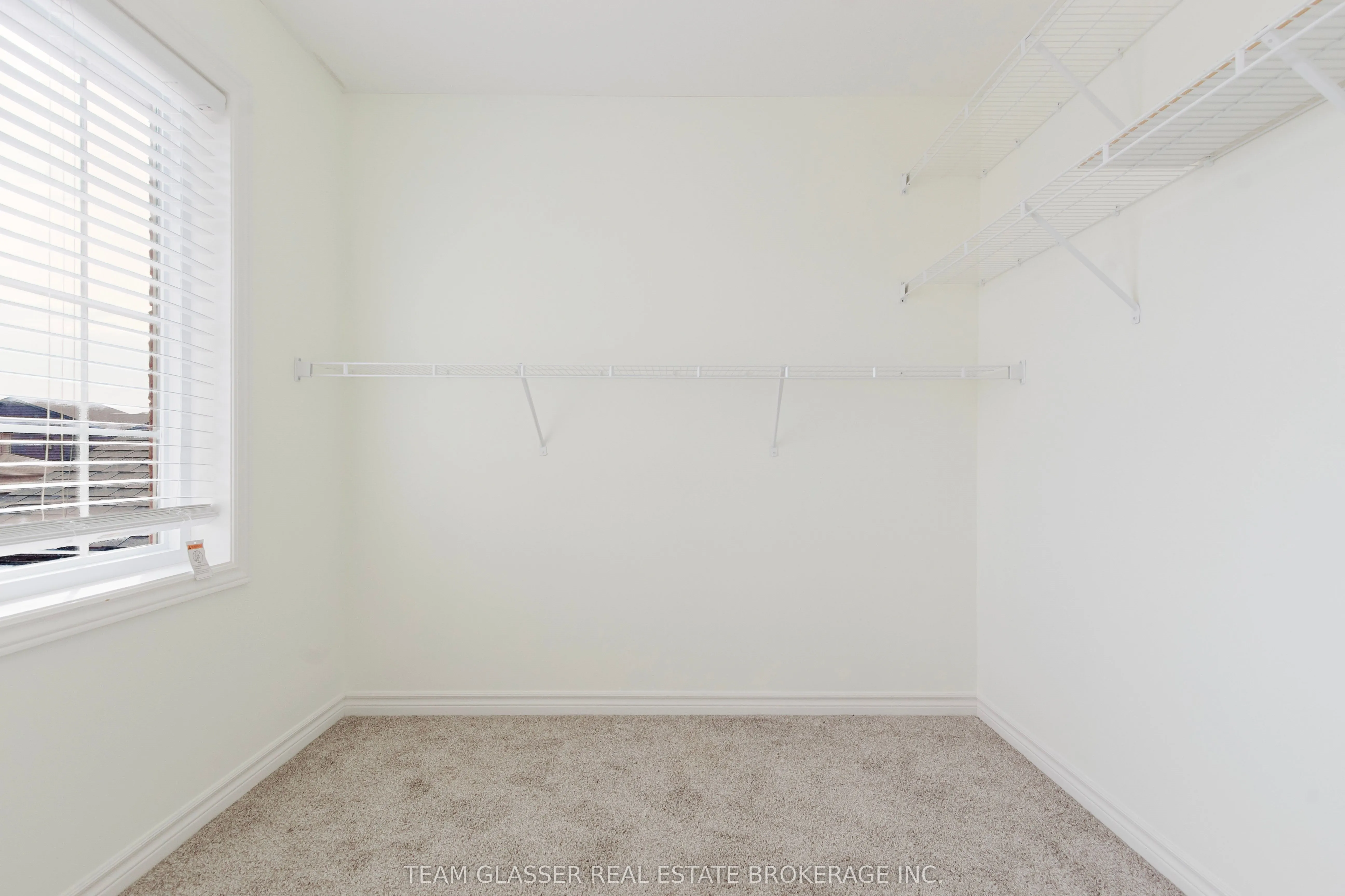 1261 Sandbar Street