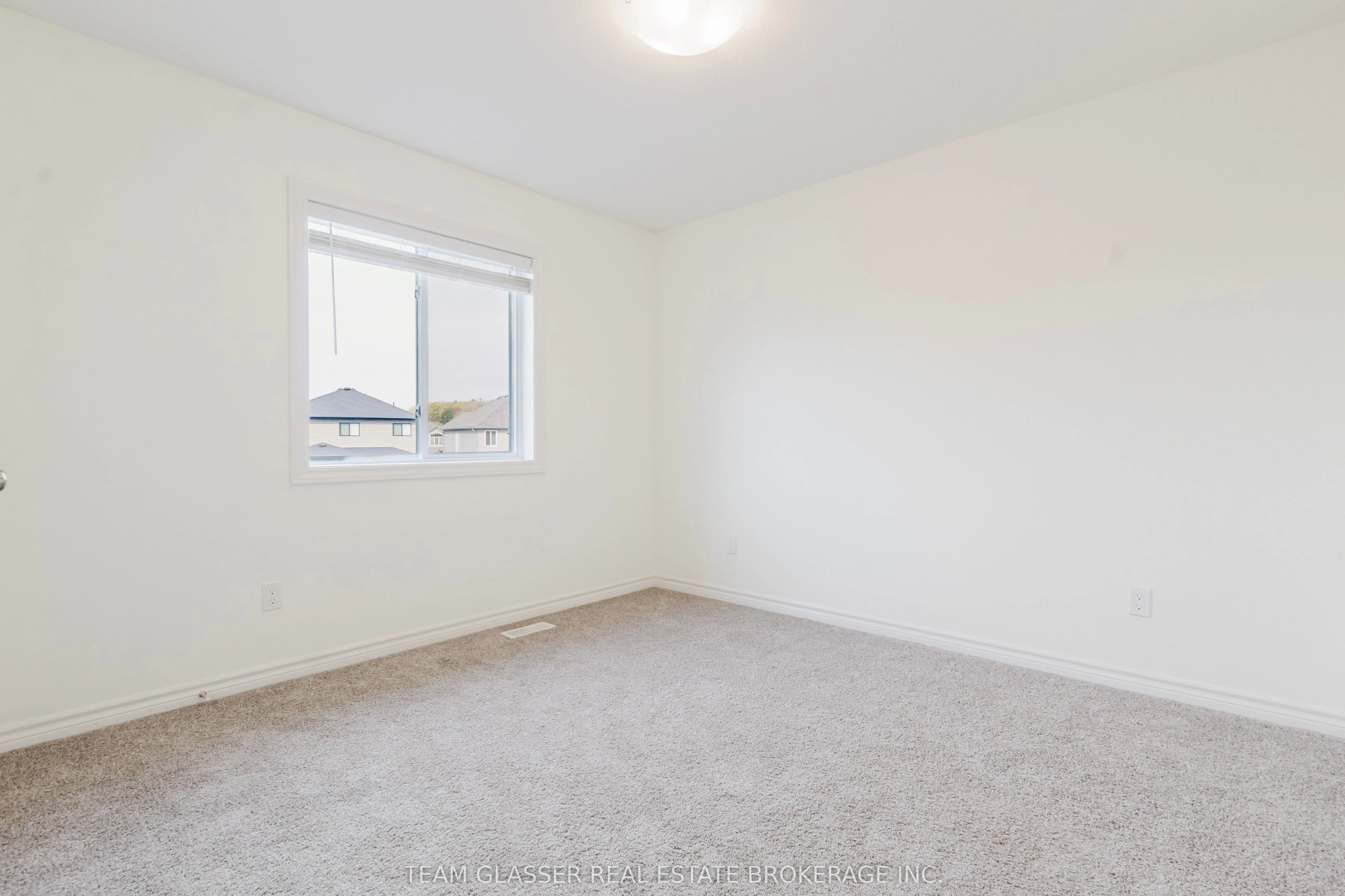1261 Sandbar Street