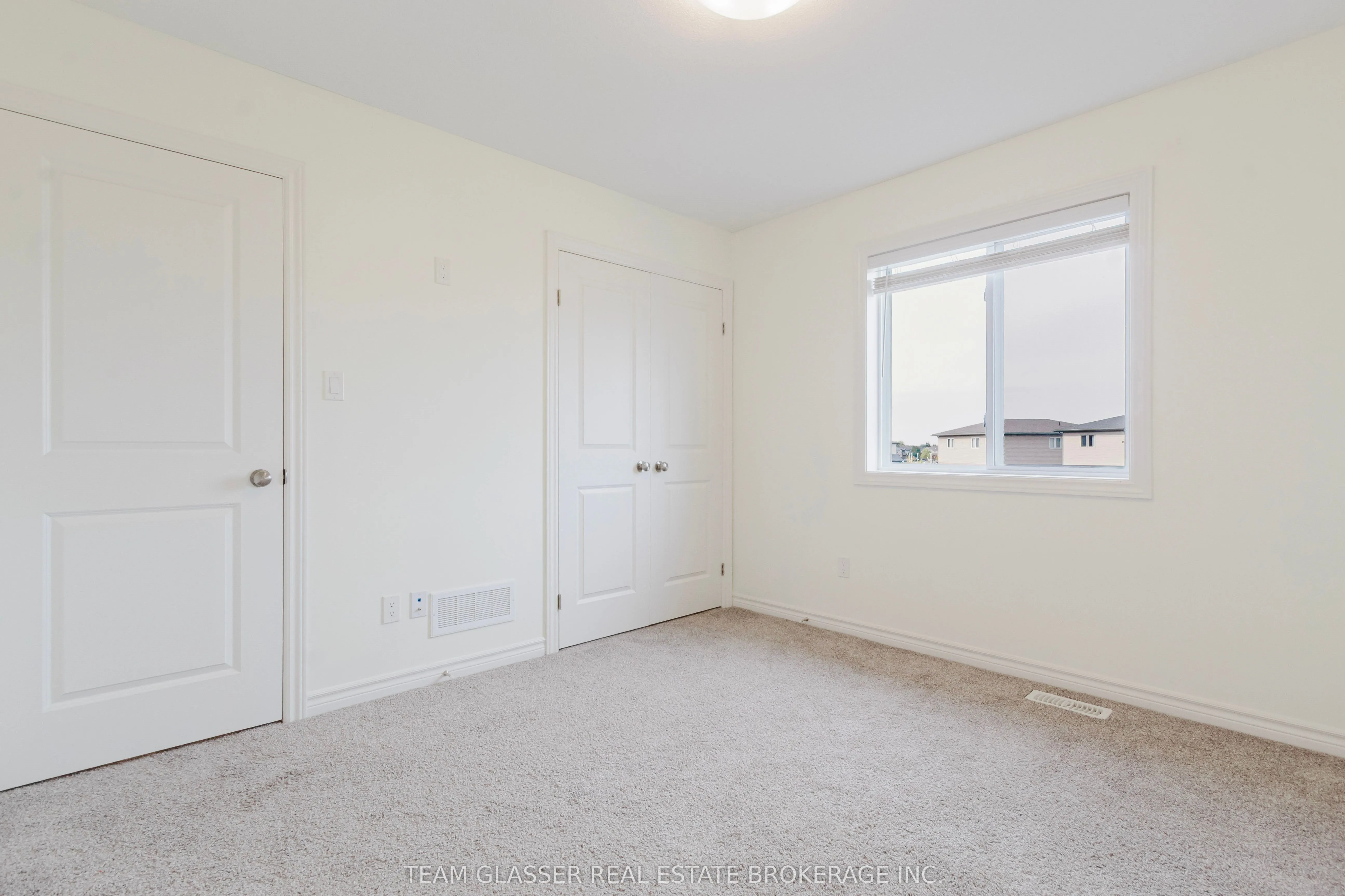 1261 Sandbar Street