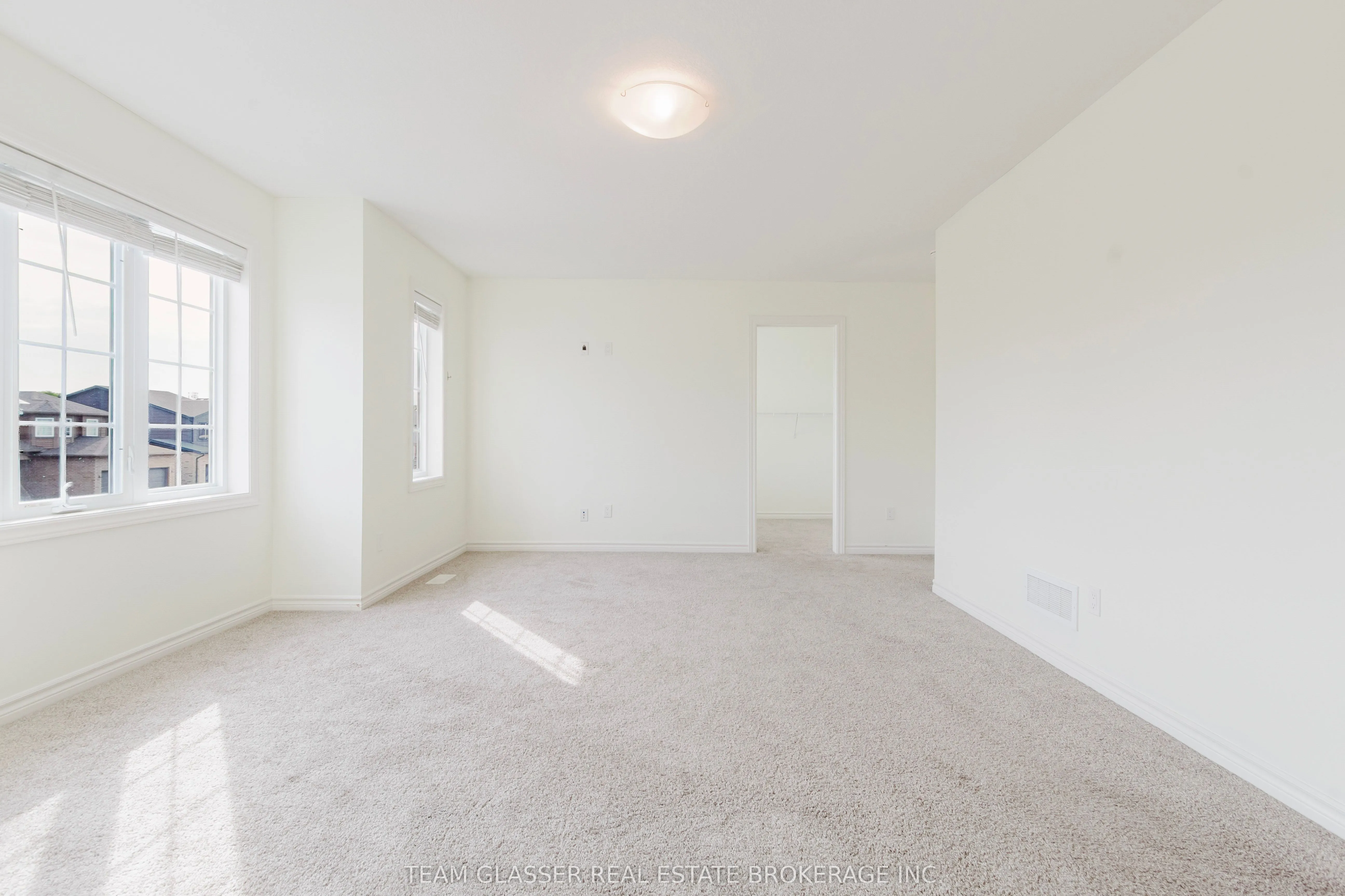 1261 Sandbar Street