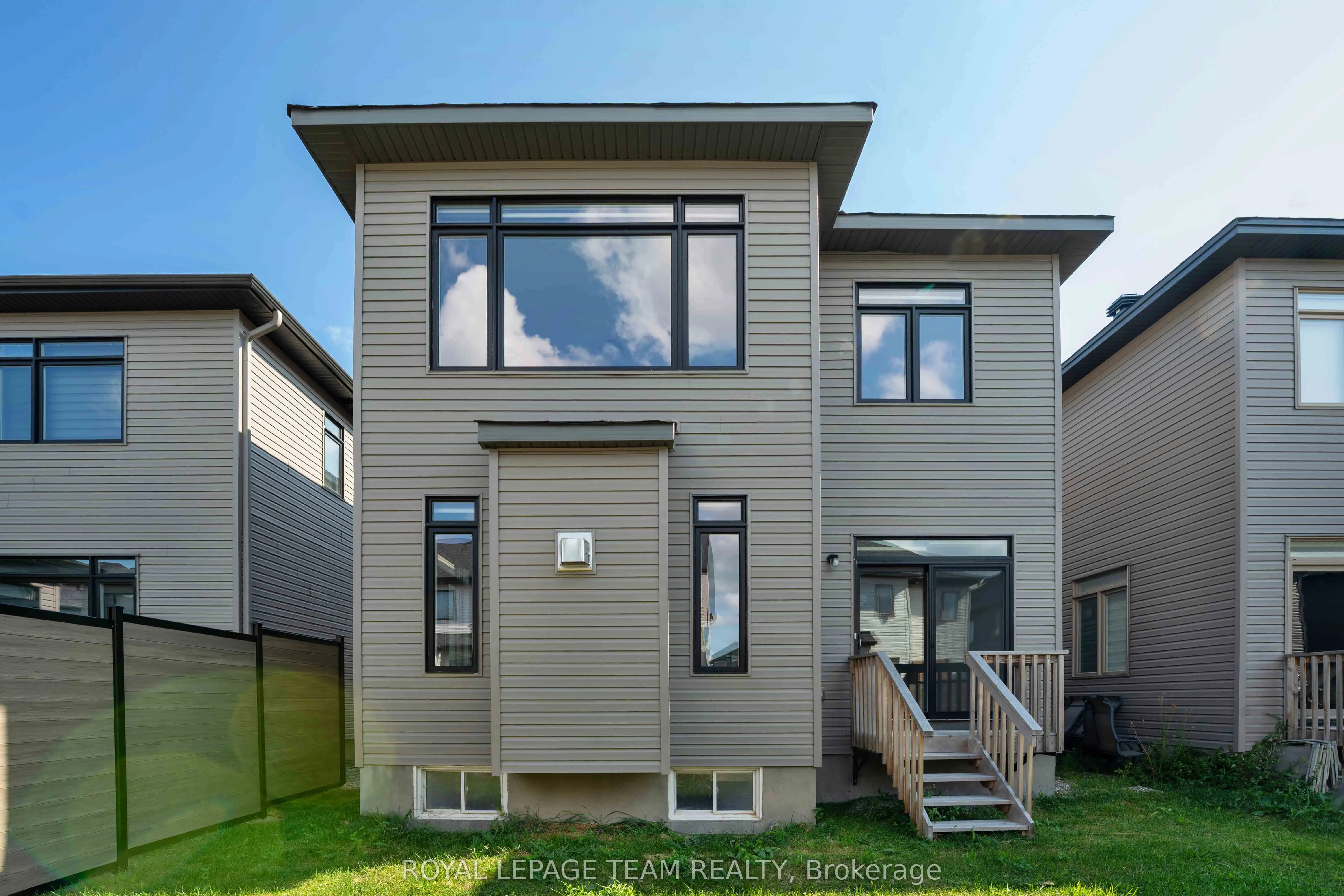 27 Peony Lane