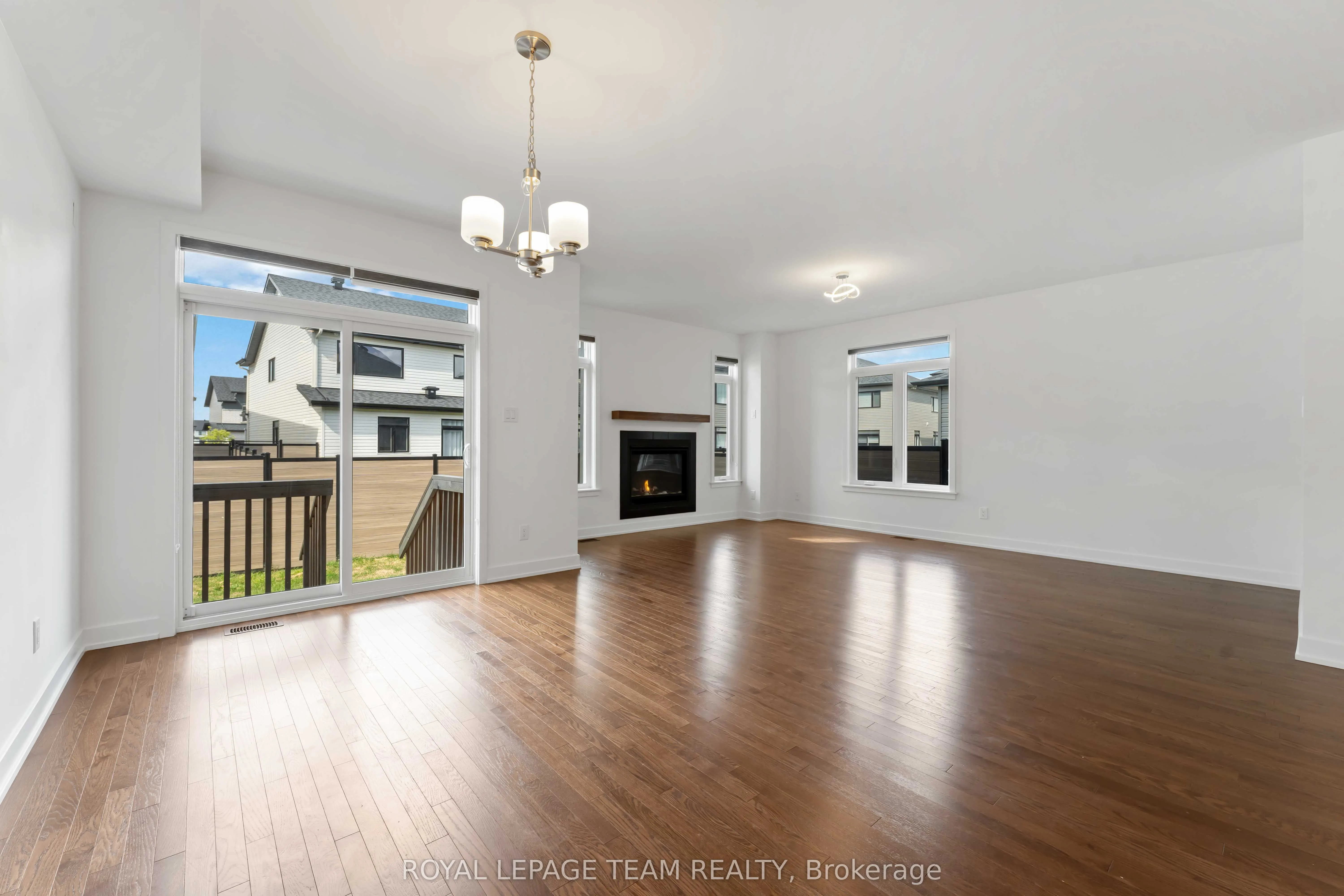 27 Peony Lane