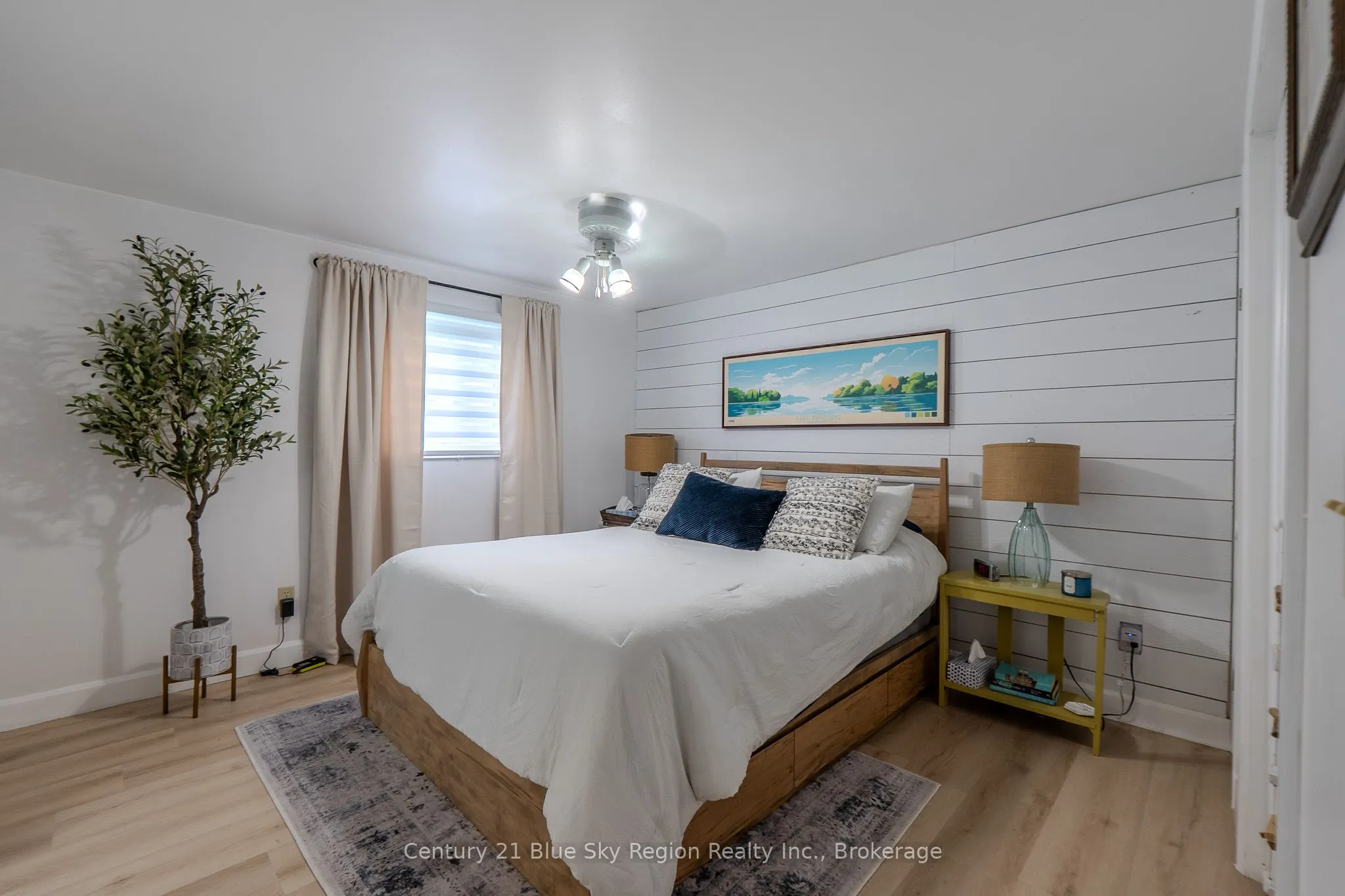 44 Caron Road