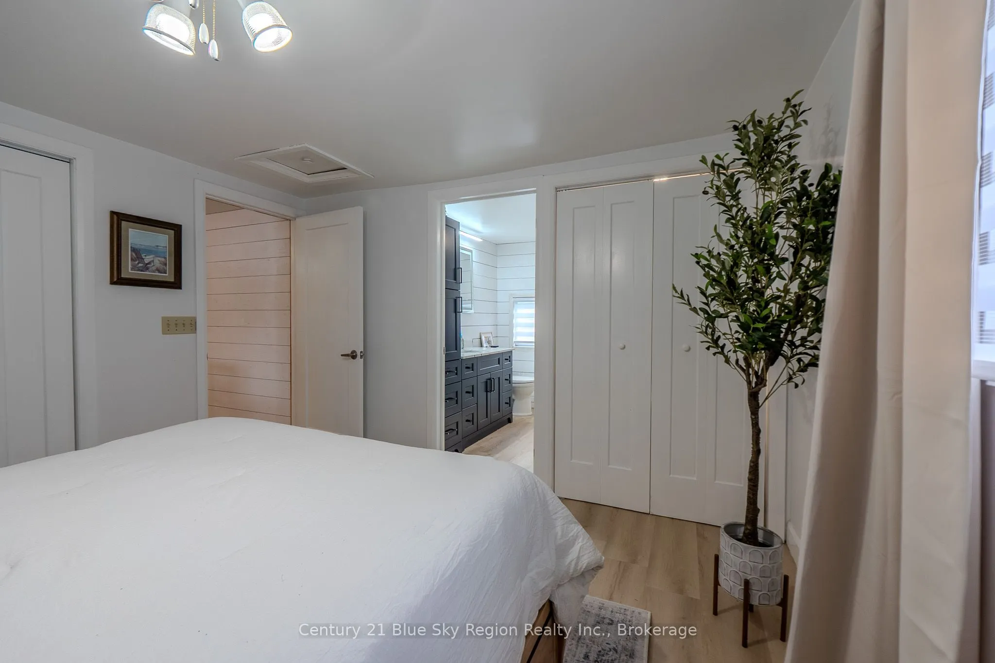 44 Caron Road