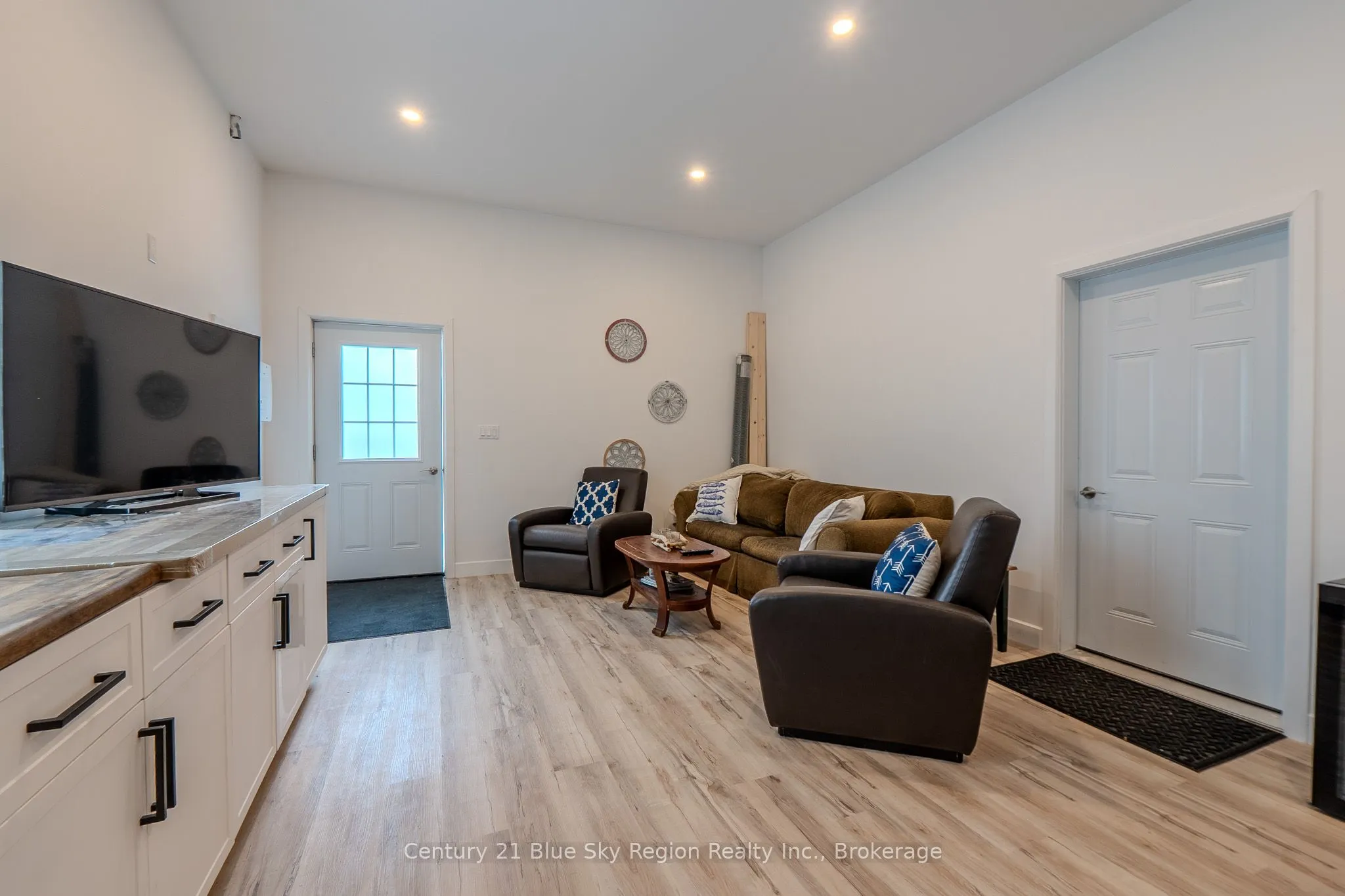 44 Caron Road