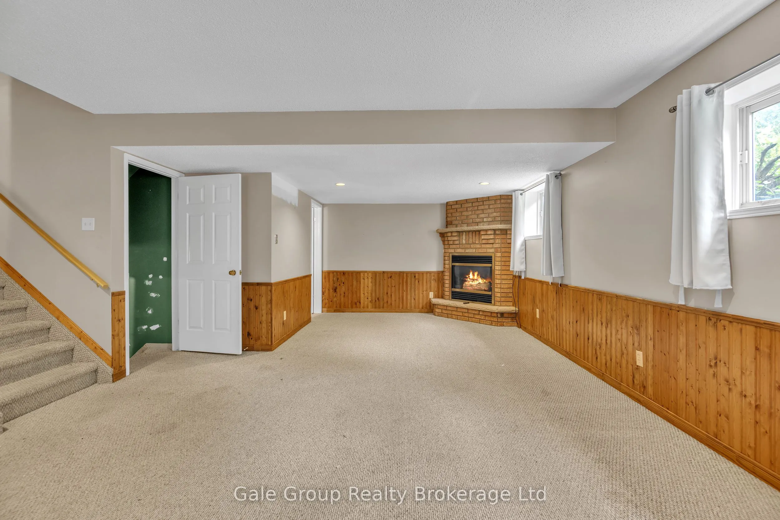 72 VAN NORMAN Drive
