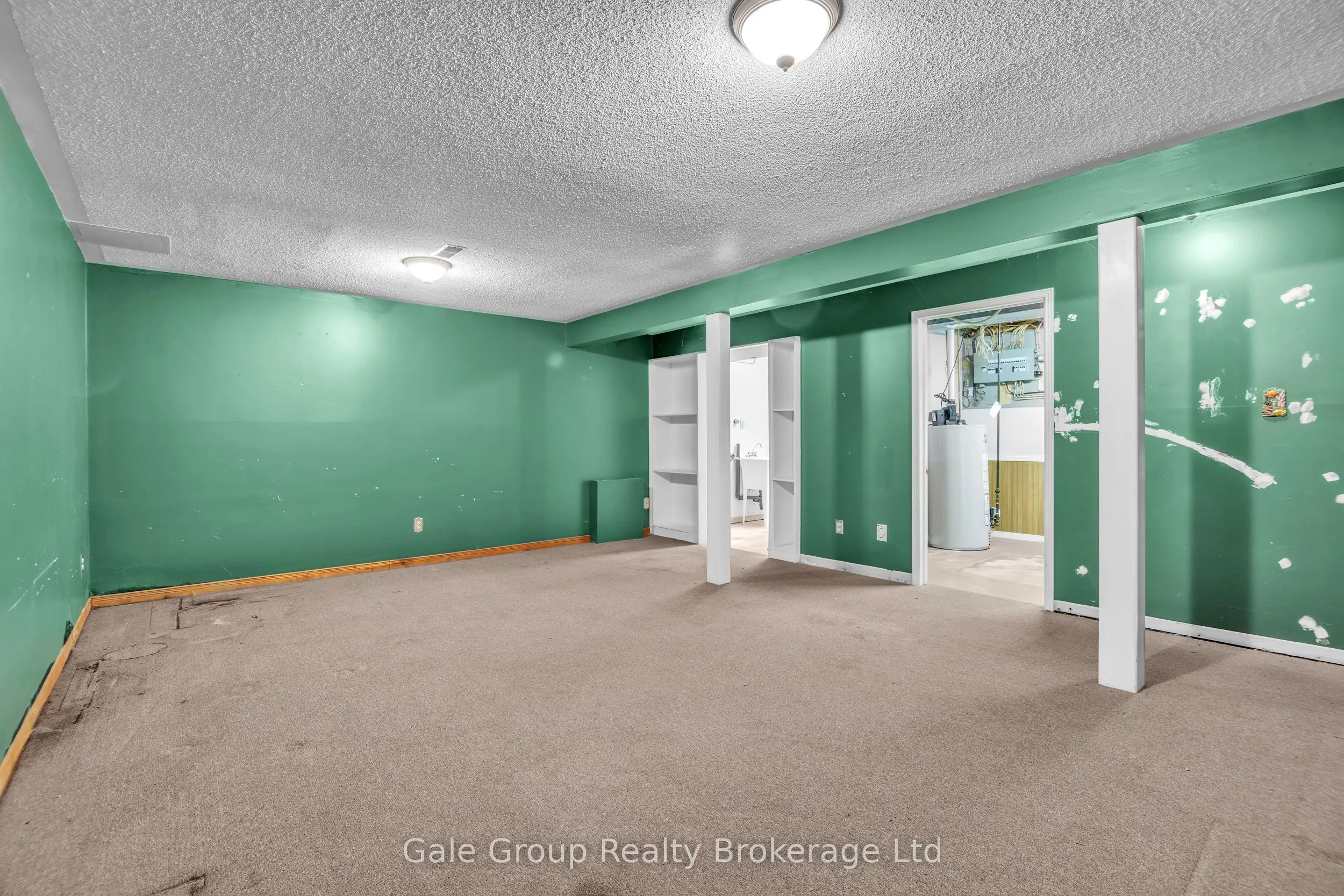 72 VAN NORMAN Drive