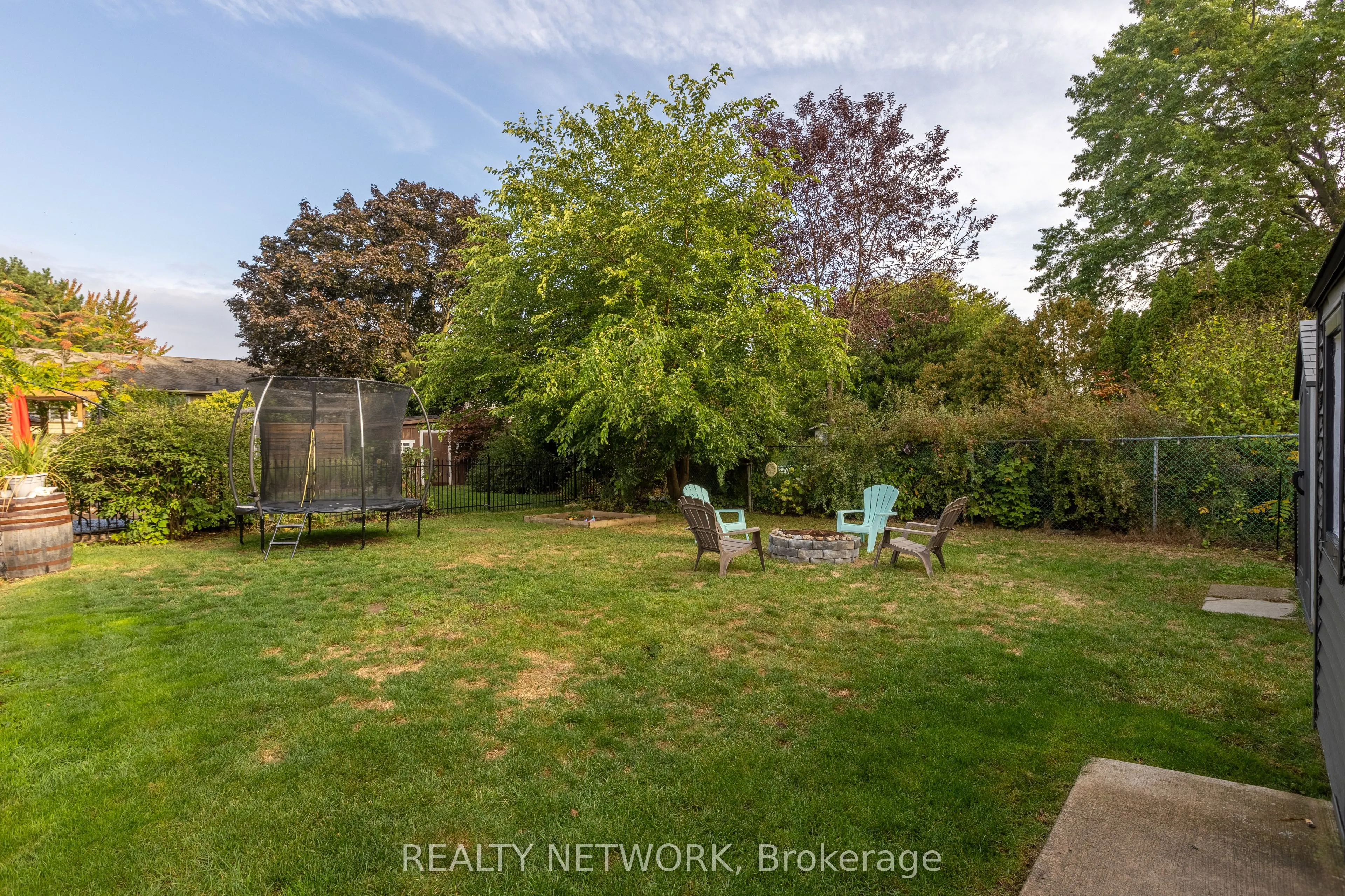 6 Cole Farm Boulevard