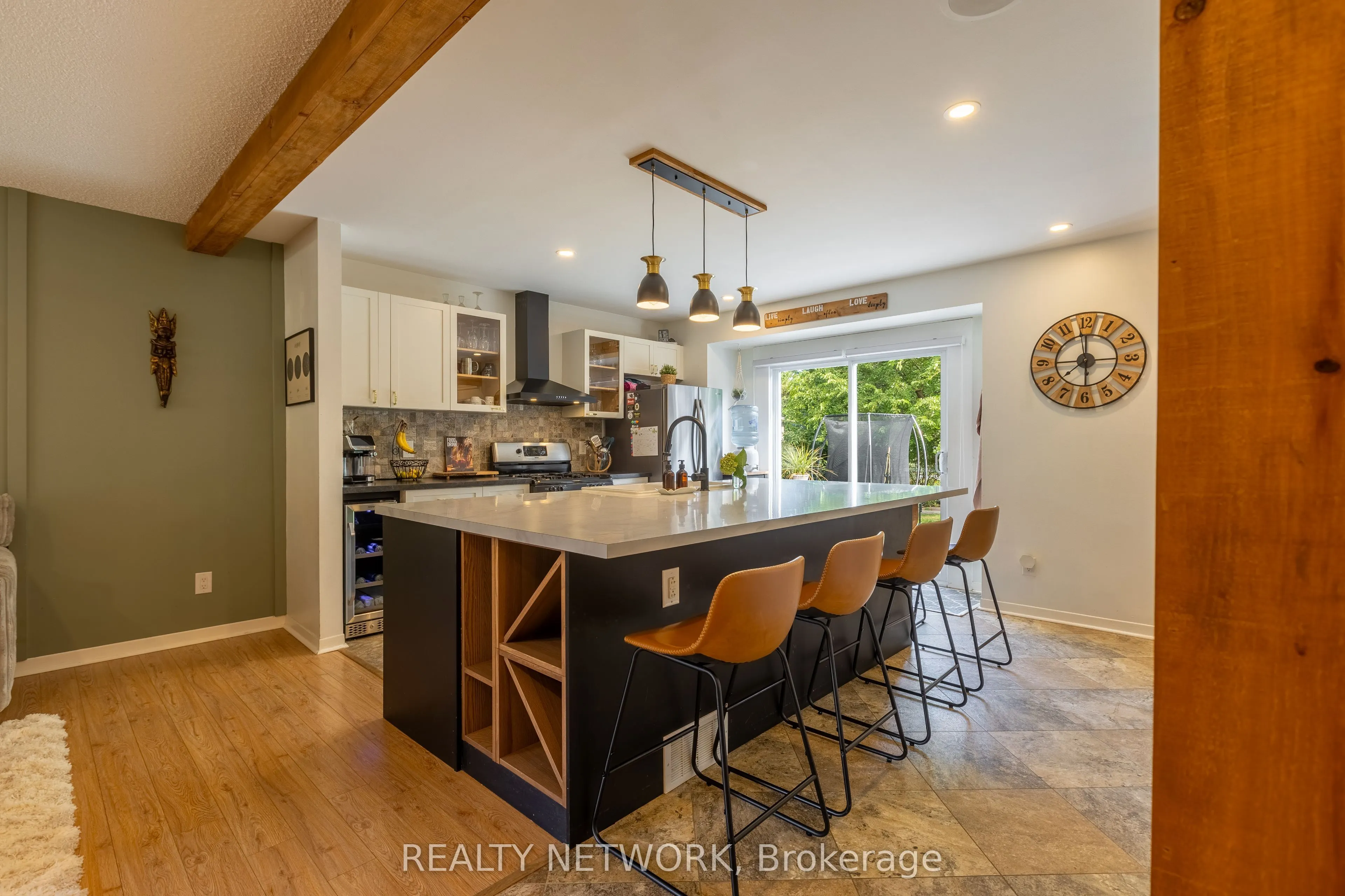 6 Cole Farm Boulevard