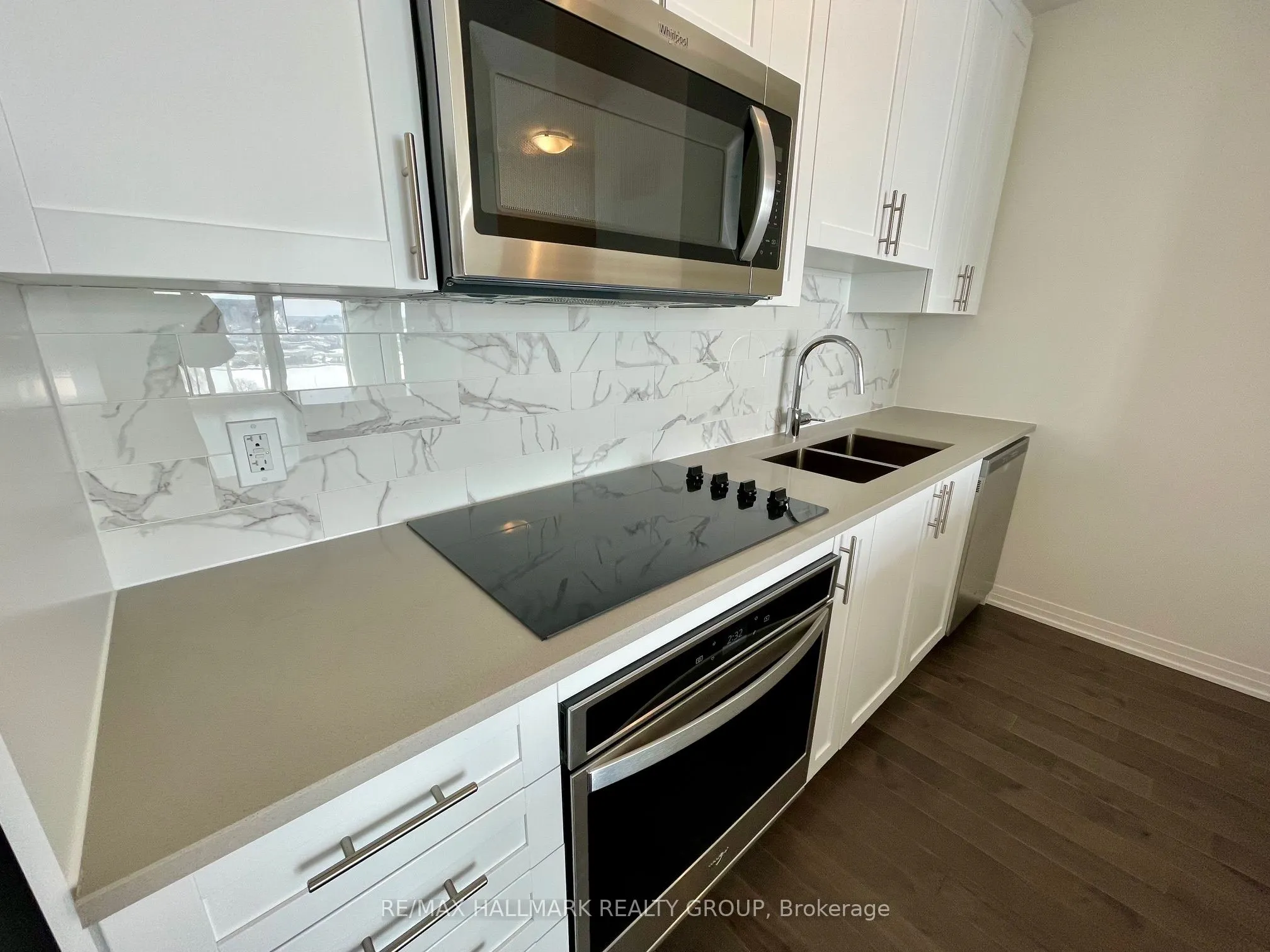 805 CARLING Avenue, #2406