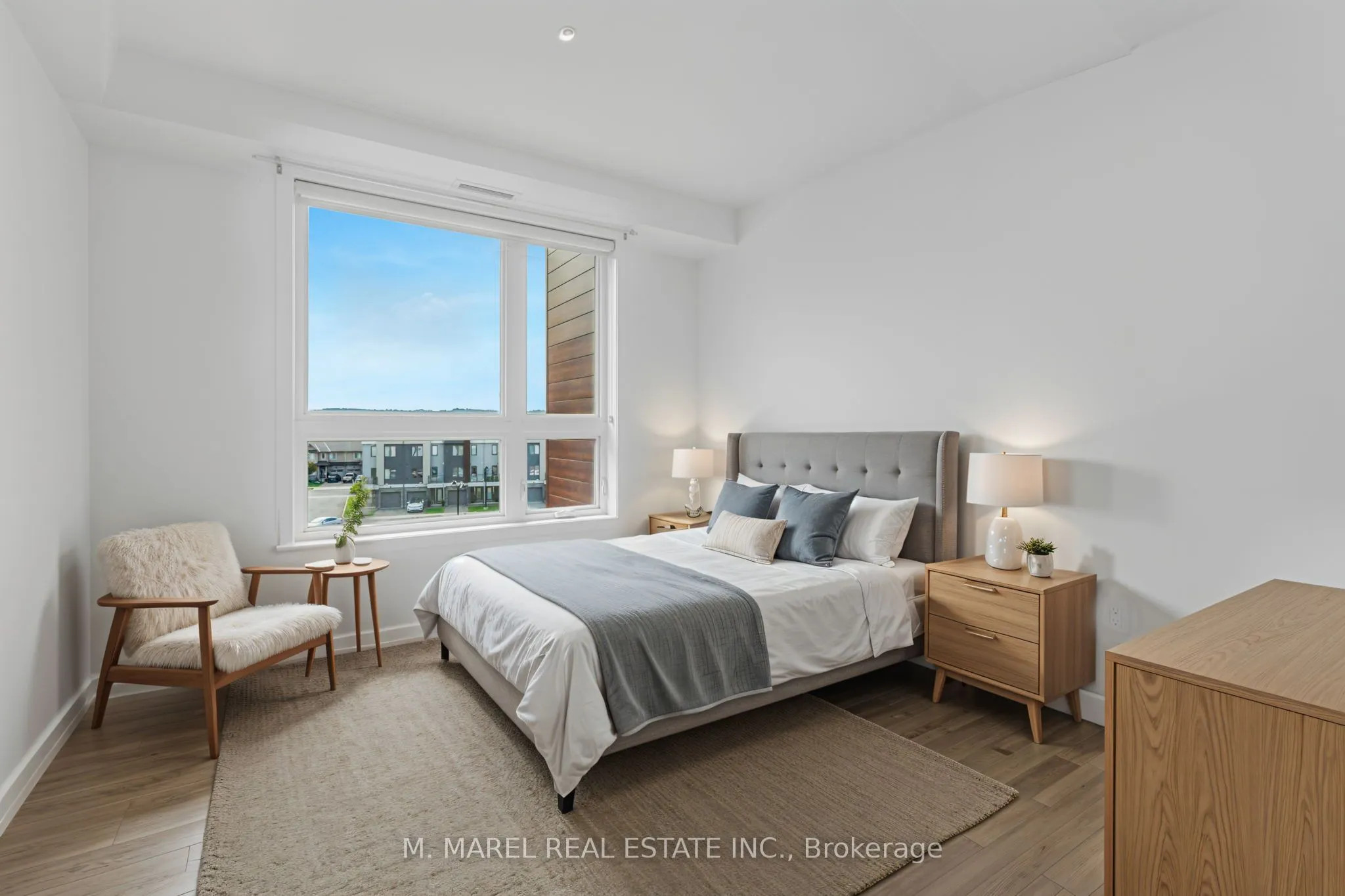 125 Shoreview Place, #432