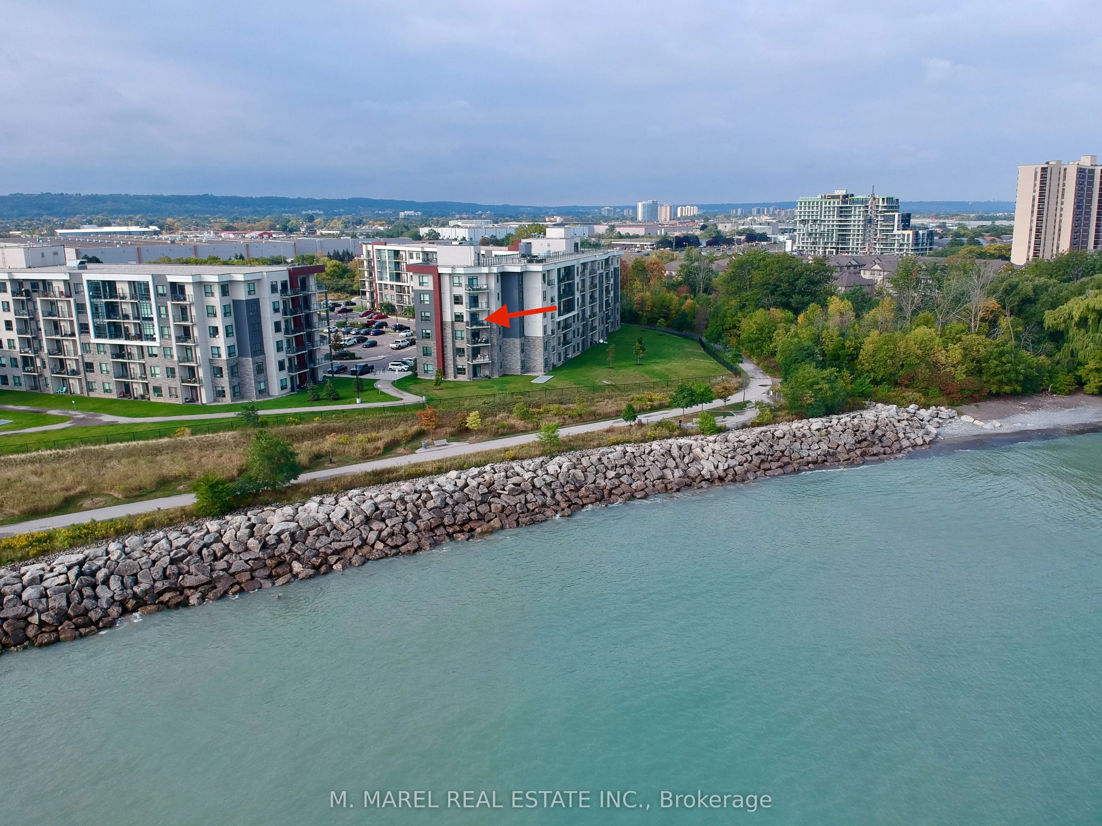 125 Shoreview Place, #432