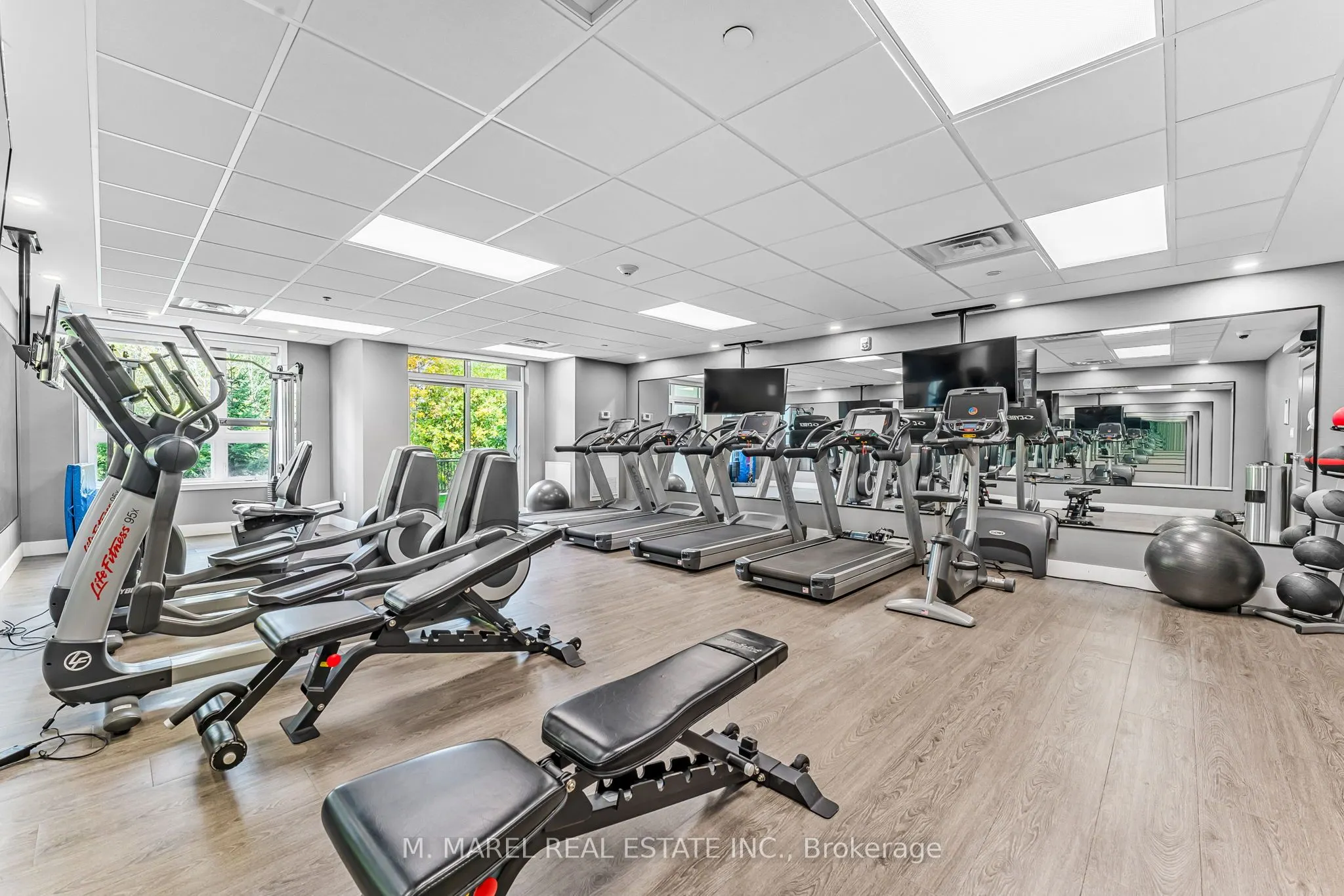 125 Shoreview Place, #432