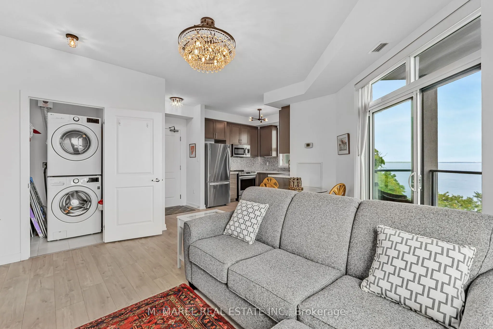 125 Shoreview Place, #432