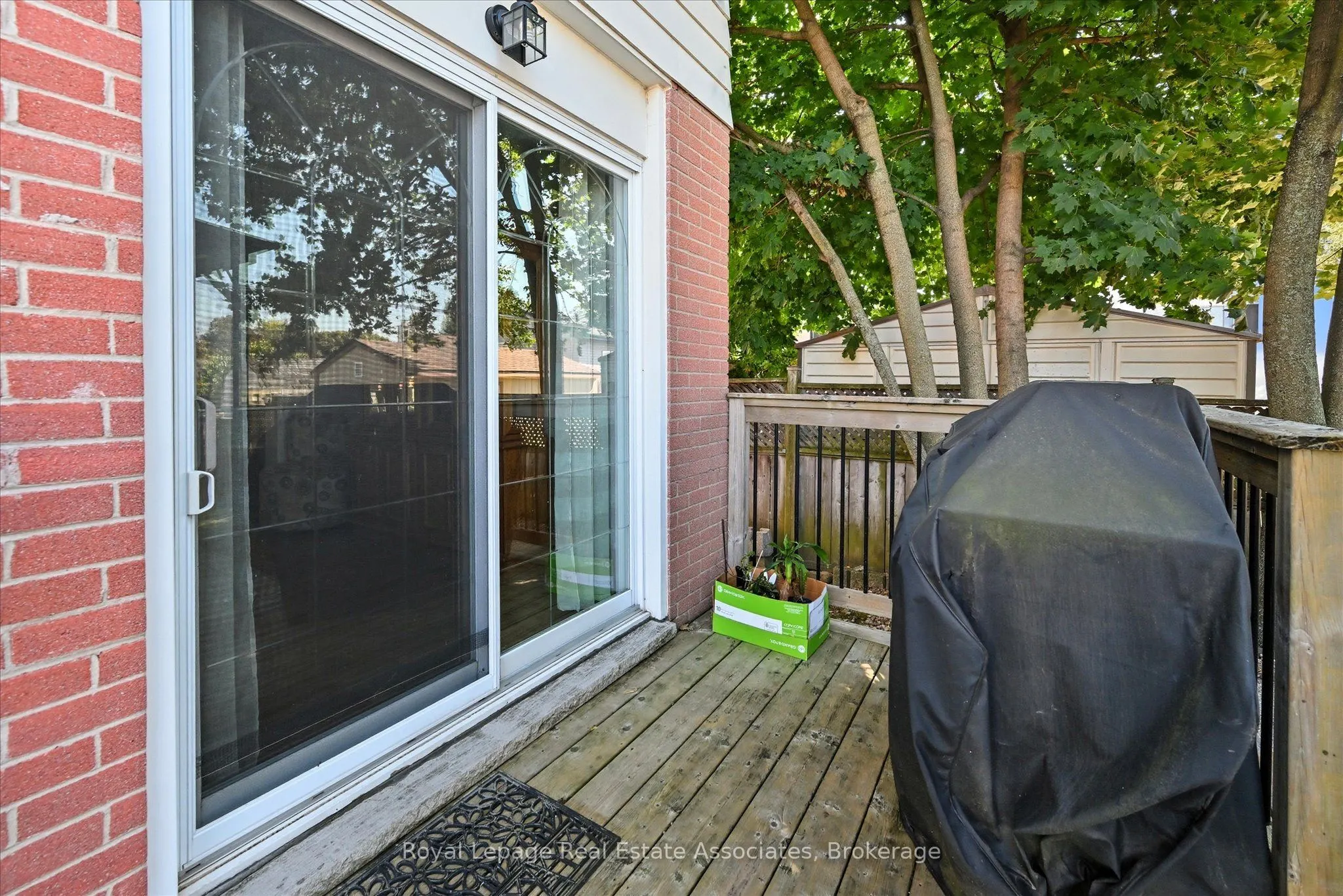 107 Billington Crescent