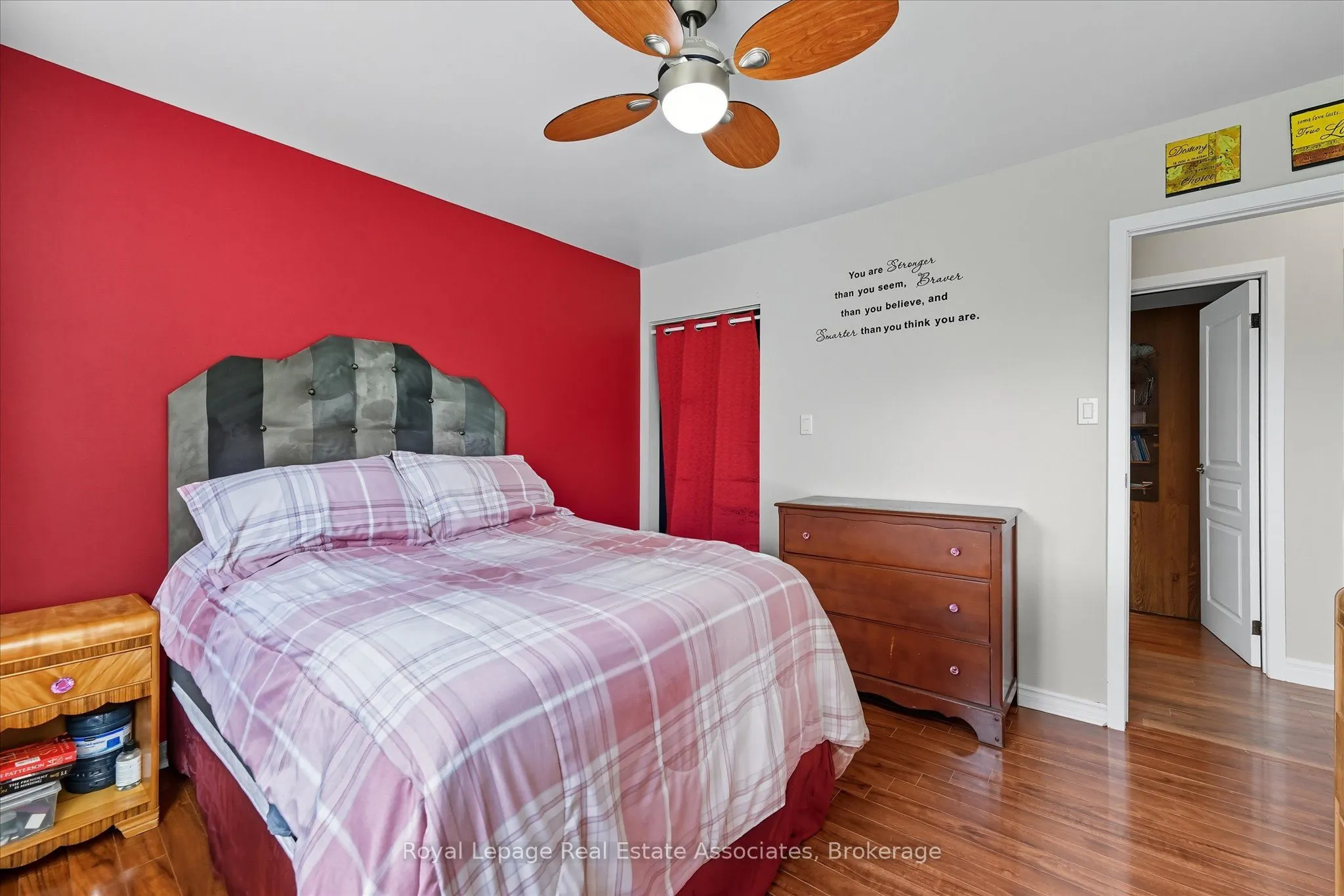 107 Billington Crescent