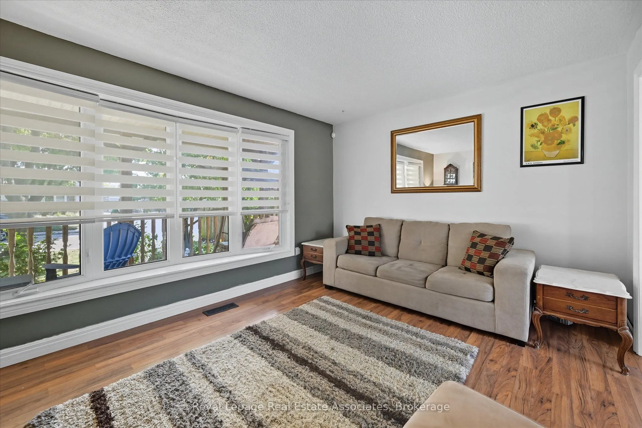 107 Billington Crescent