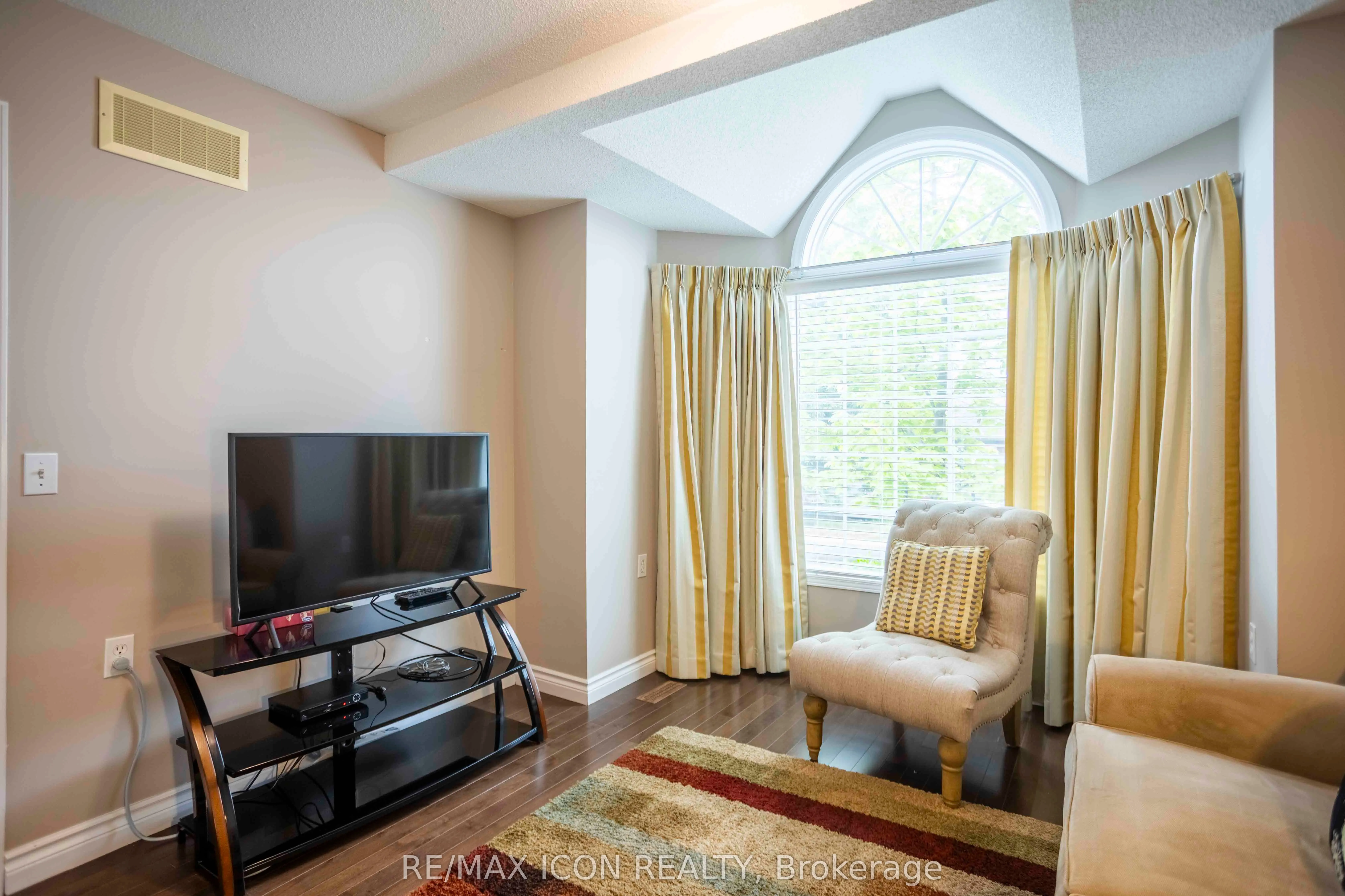 360 Erbsville Road, #44