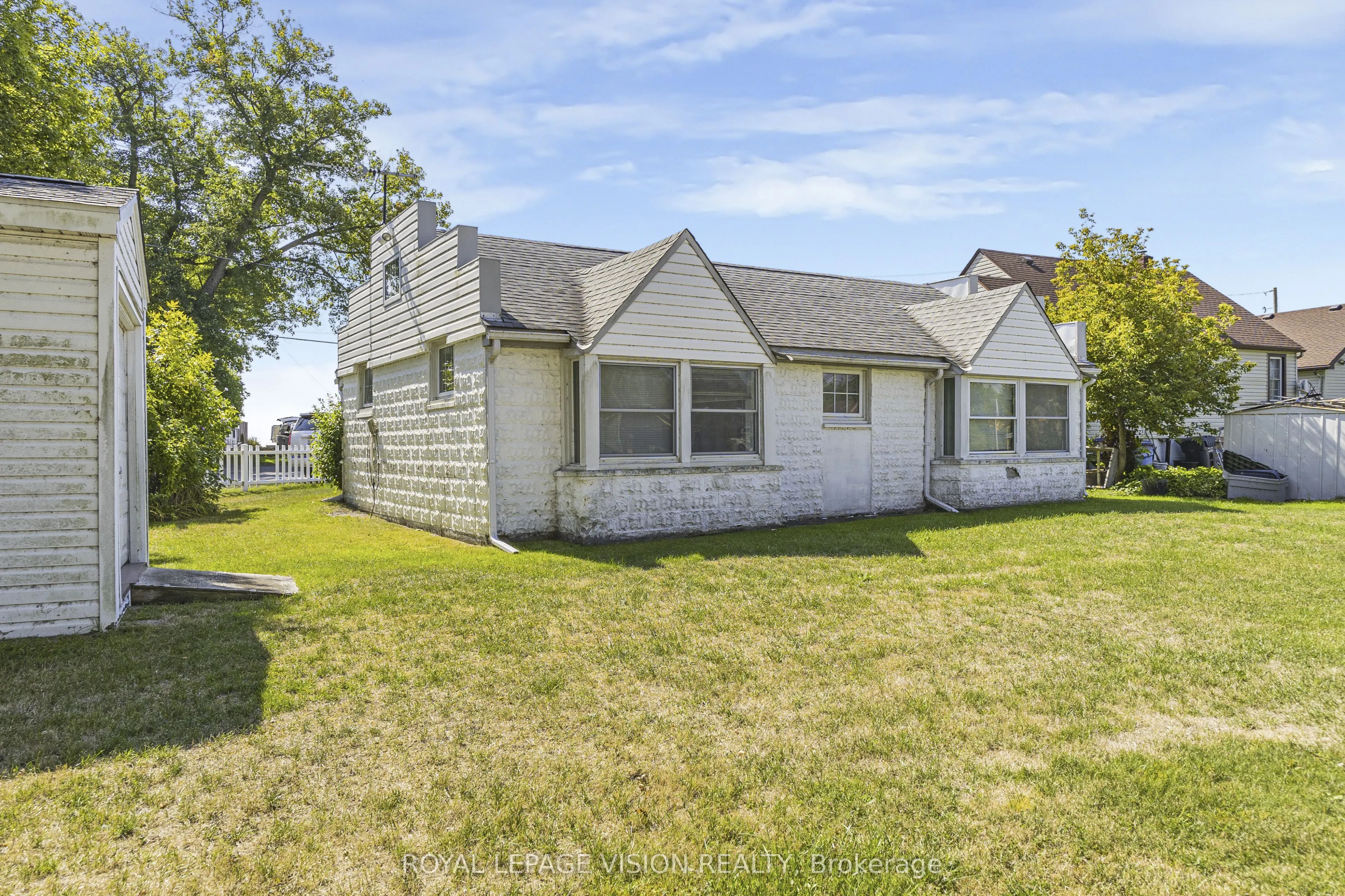 12874 Old Lakeshore Road