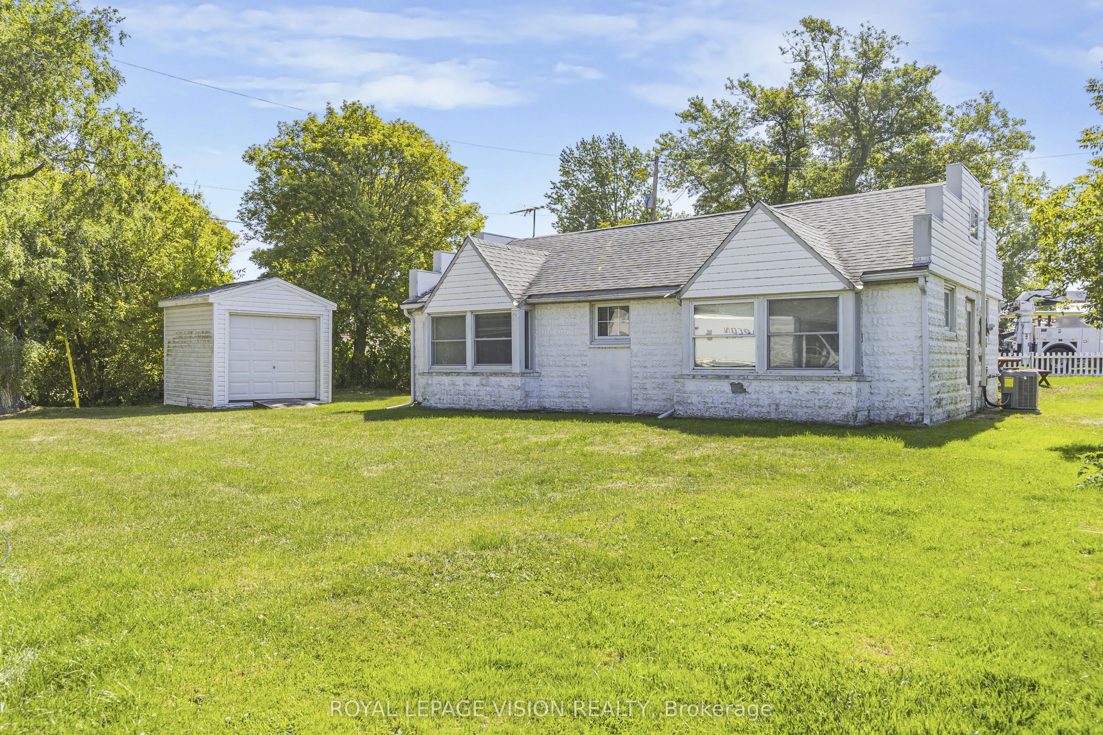 12874 Old Lakeshore Road