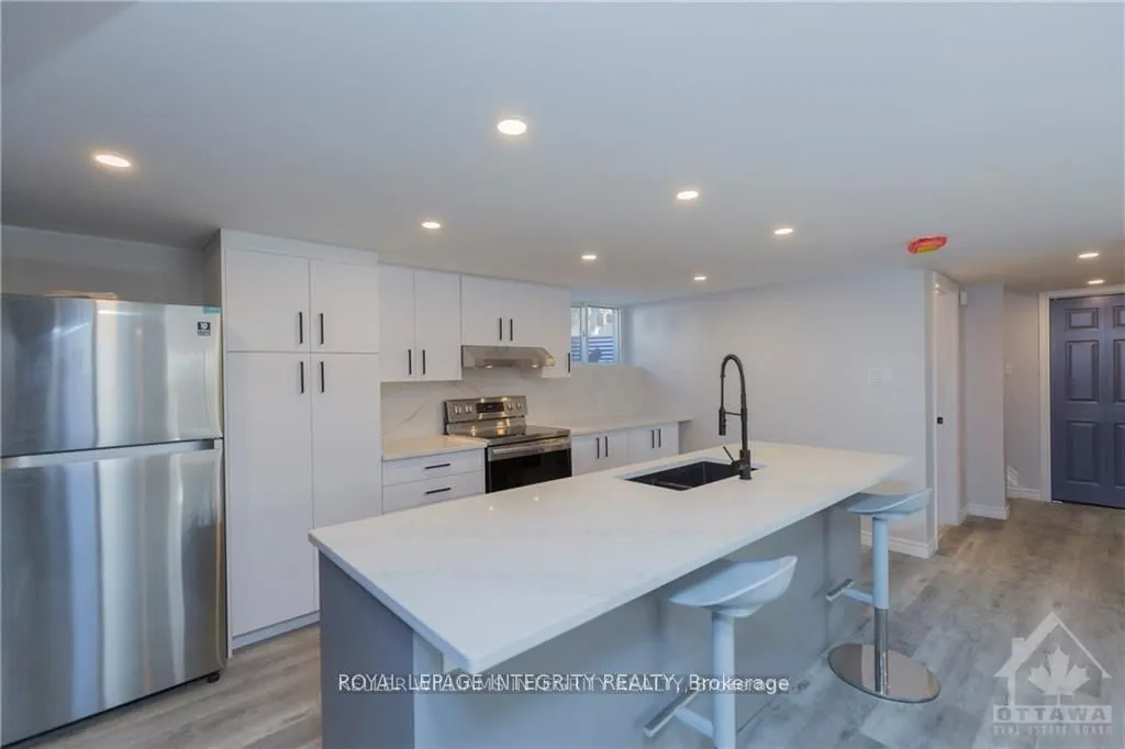 1105 FALAISE Road, #B