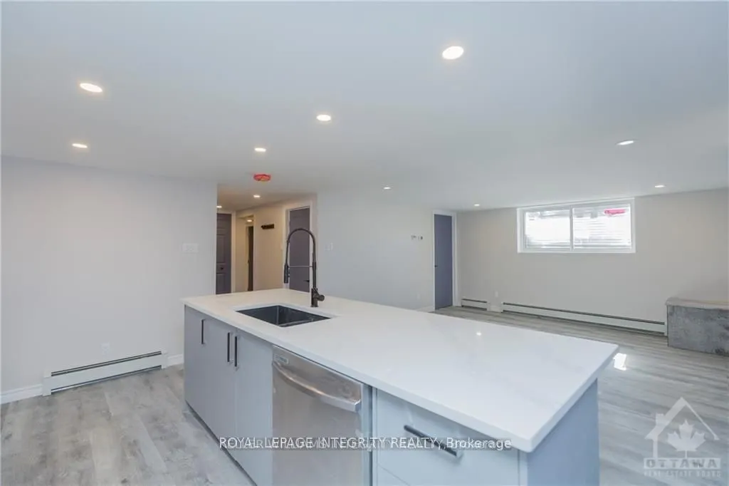 1105 FALAISE Road, #B