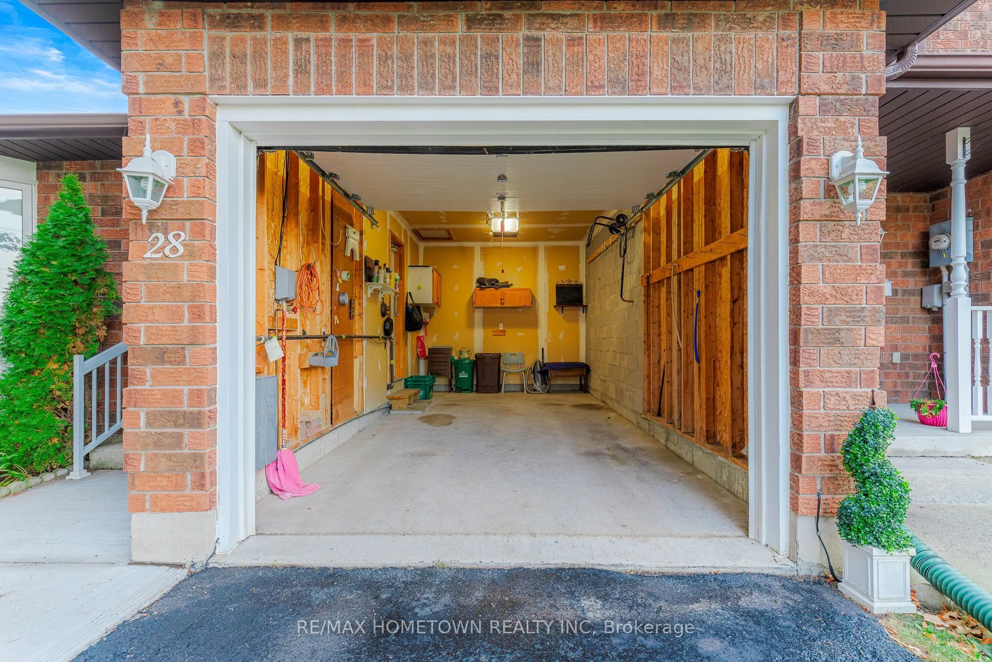 28 Wilmot Young Place
