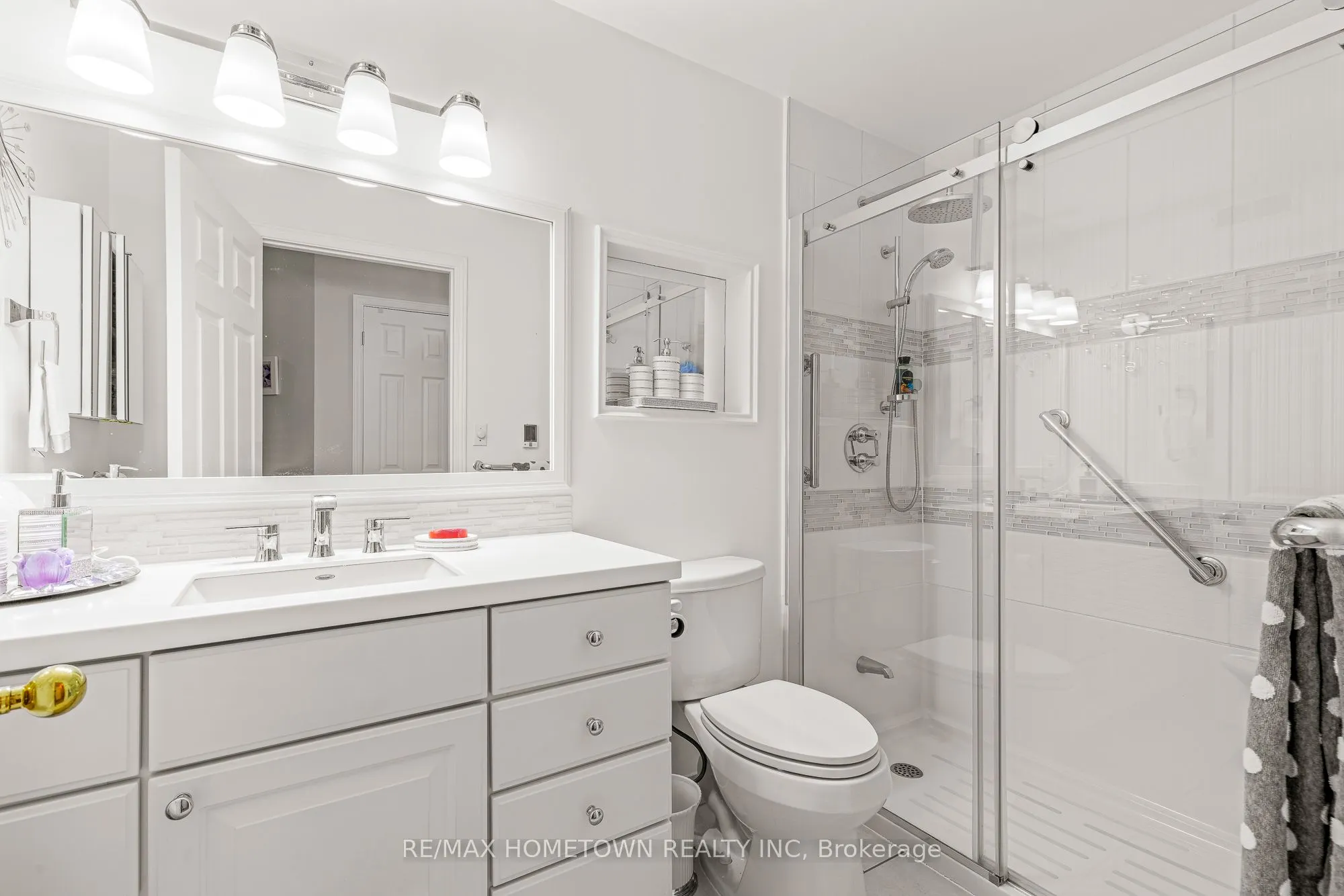 28 Wilmot Young Place