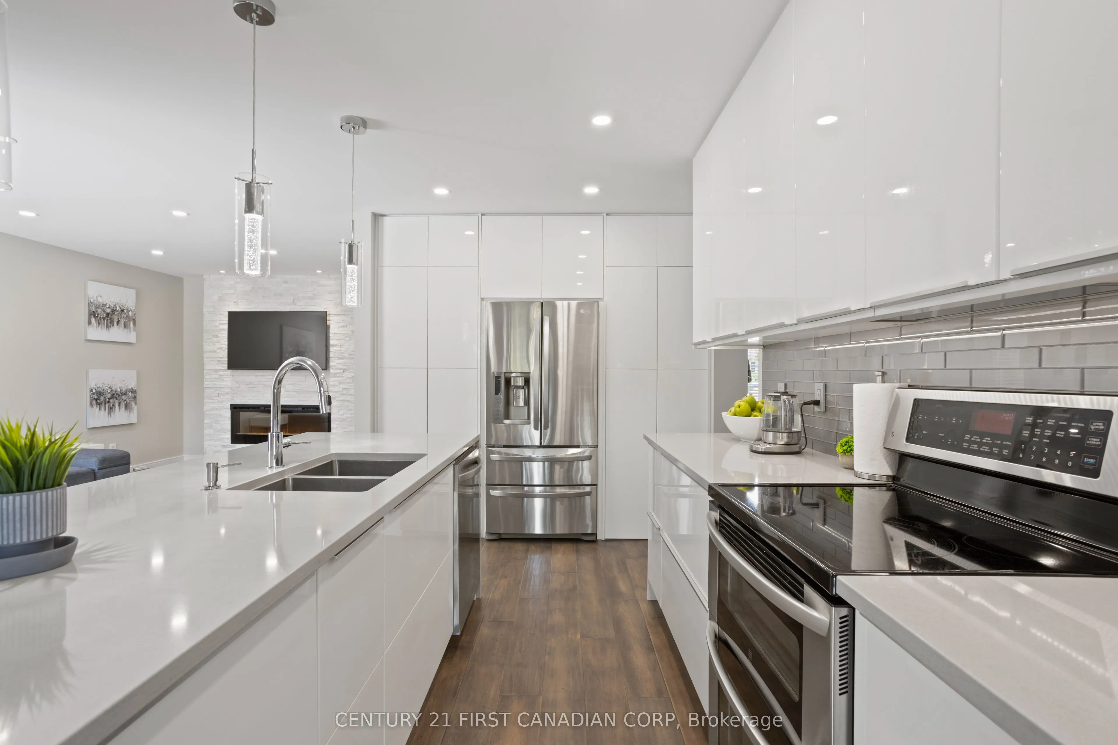 1075 Blackmaple Court