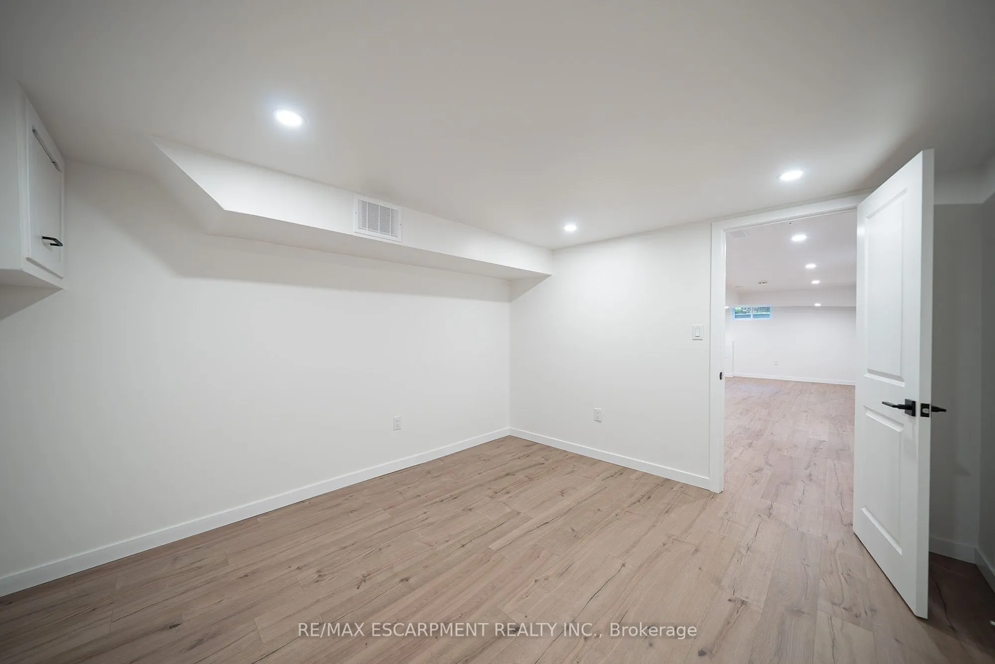 91 Varadi Avenue