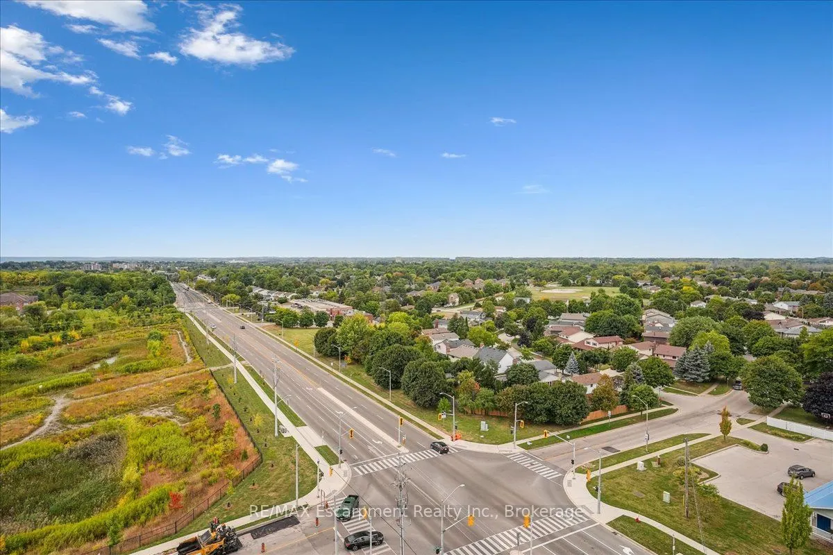 450 Dundas Street E, #1101