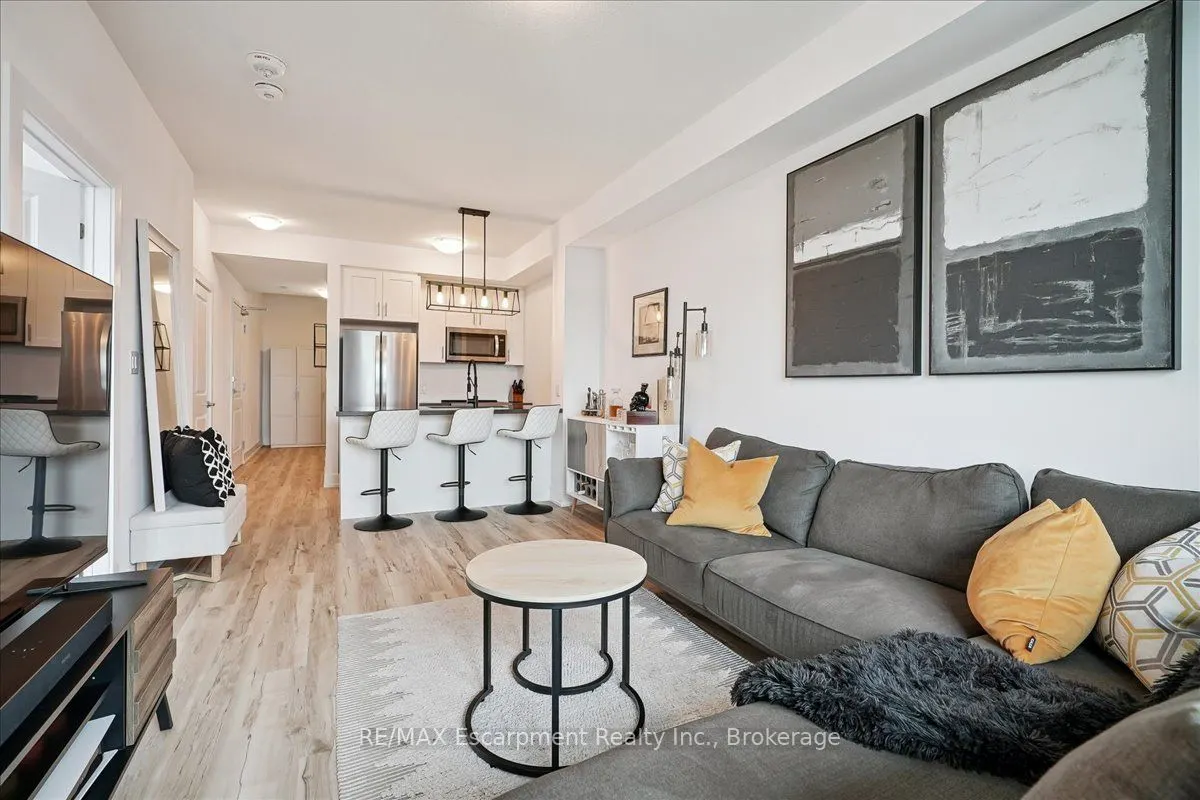 450 Dundas Street E, #1101
