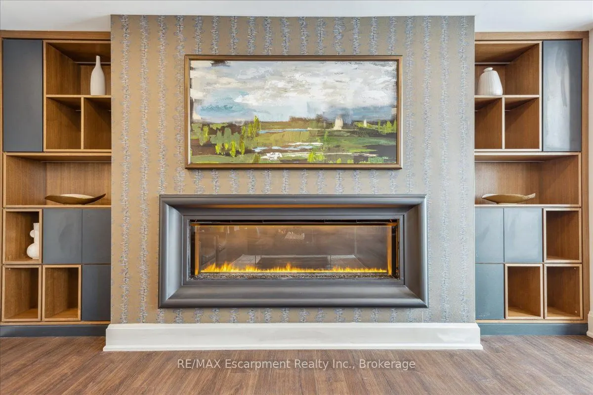 450 Dundas Street E, #1101