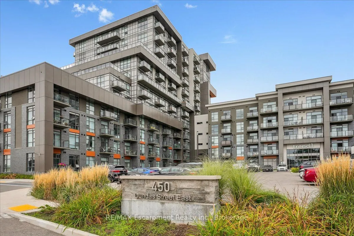450 Dundas Street E, #1101