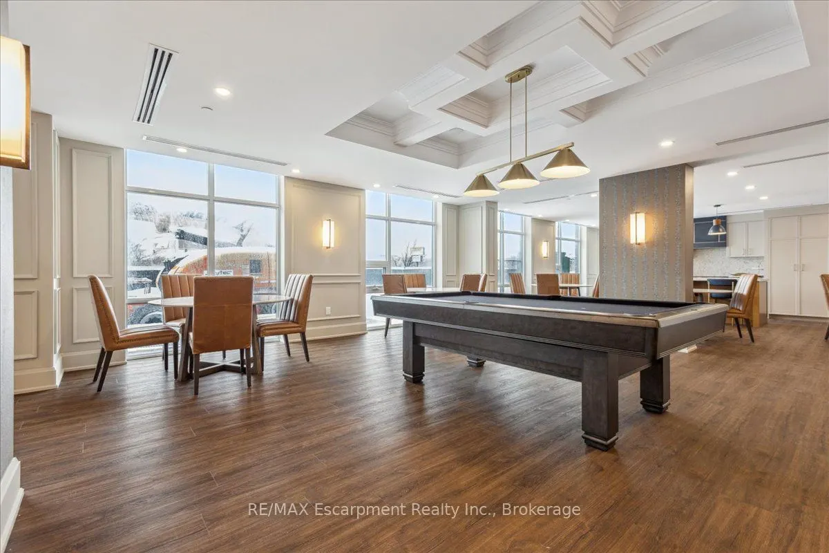 450 Dundas Street E, #1101