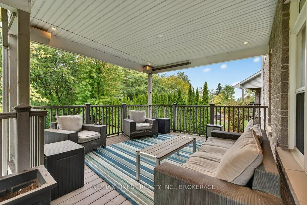 247 Honeywood Avenue