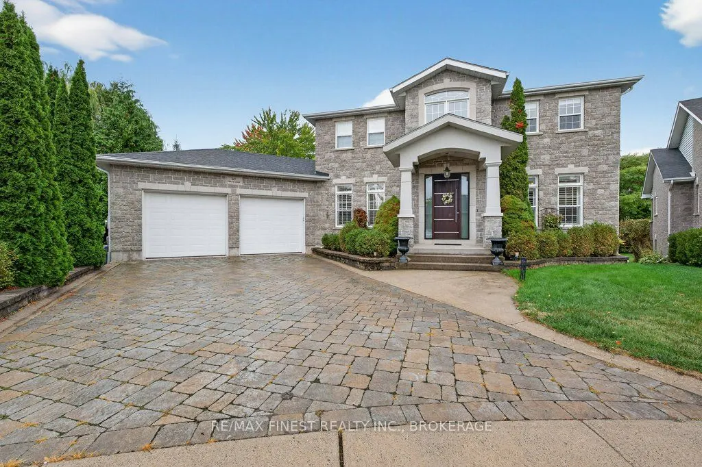 247 Honeywood Avenue