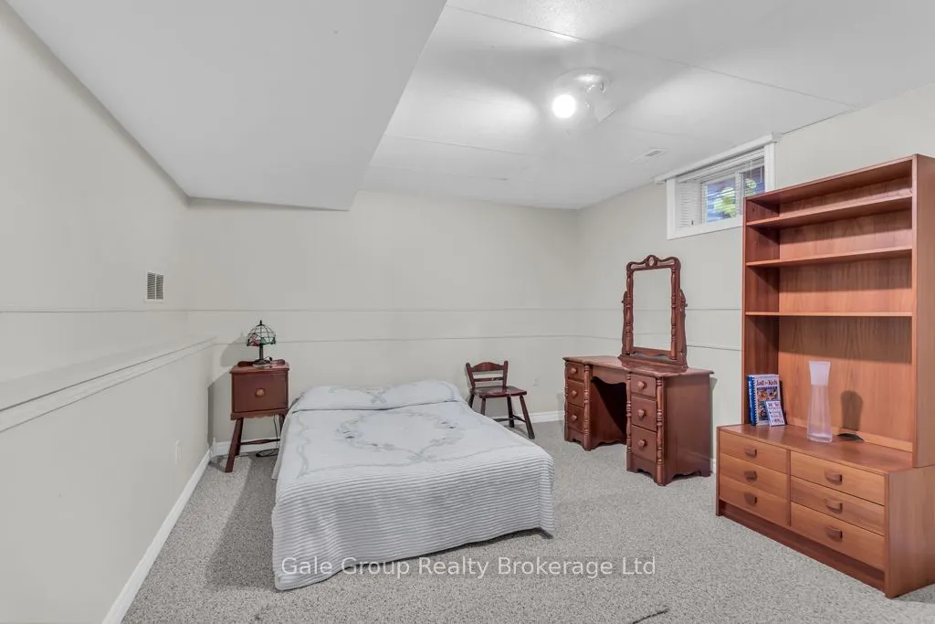37 Crow Crescent