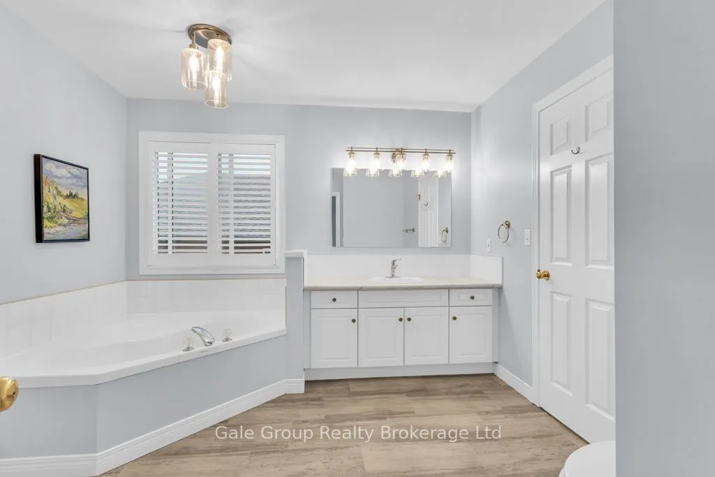 37 Crow Crescent