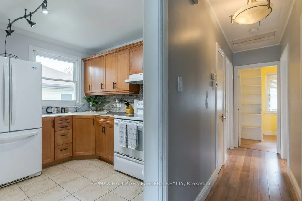 677 Armour Road