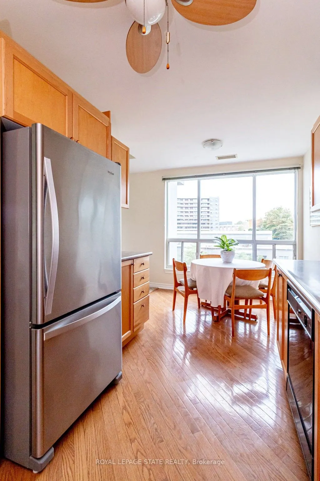 2000 Creekside Drive, #805